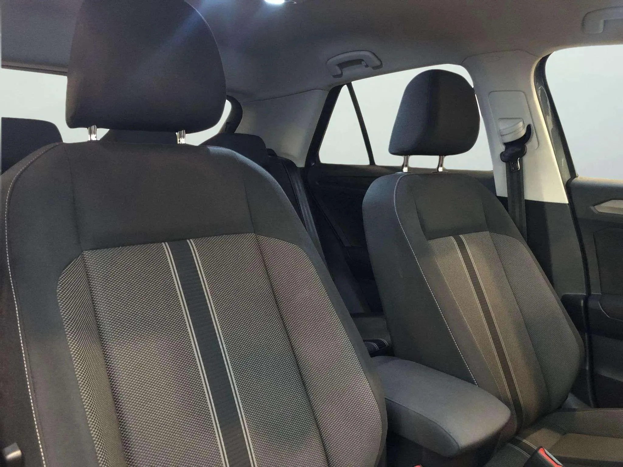 Volkswagen T-Roc Advance 2.0 TDI DSG - foto 8