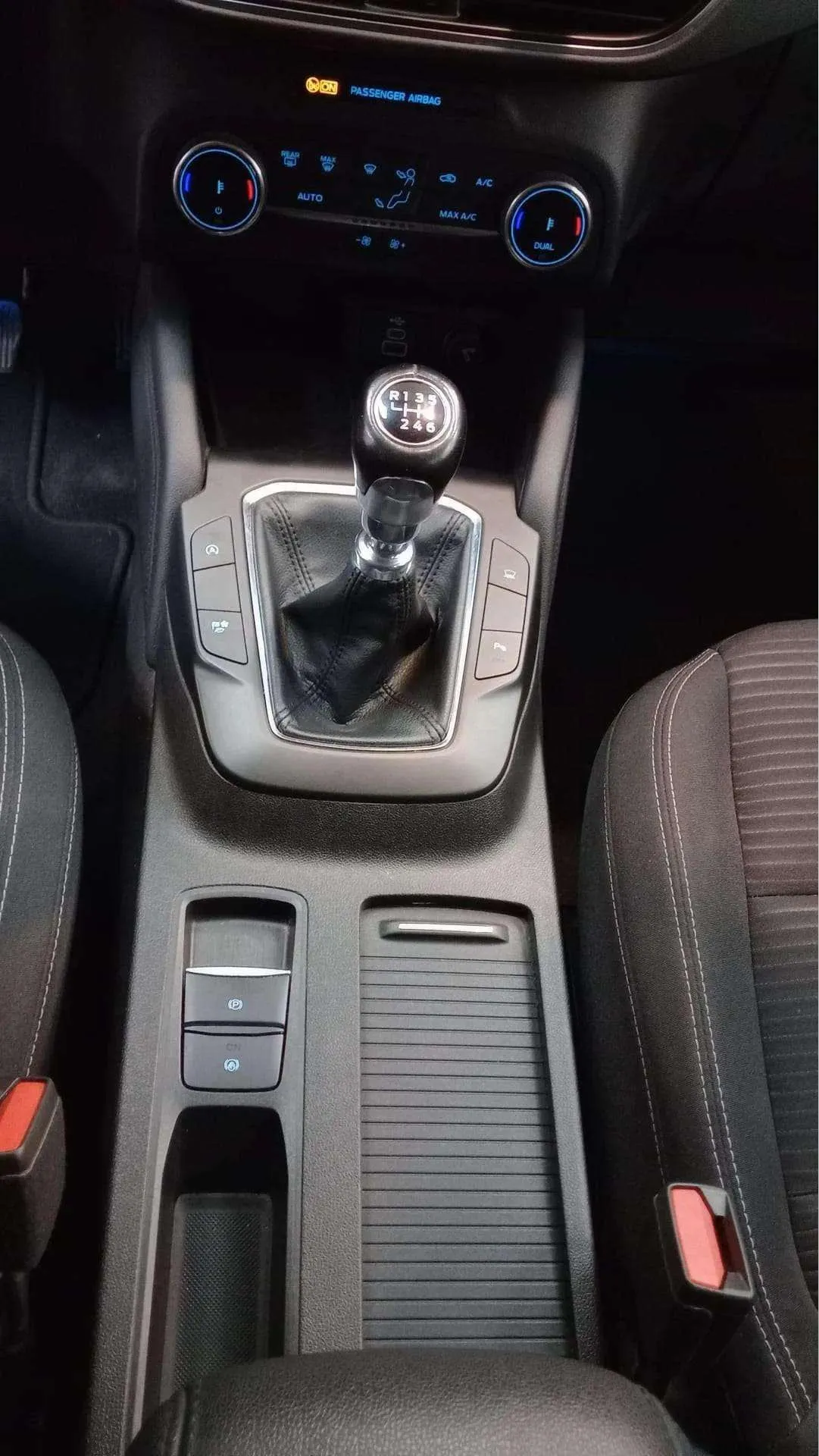 Ford Kuga Titanium 1.5T EcoBoost - foto 7