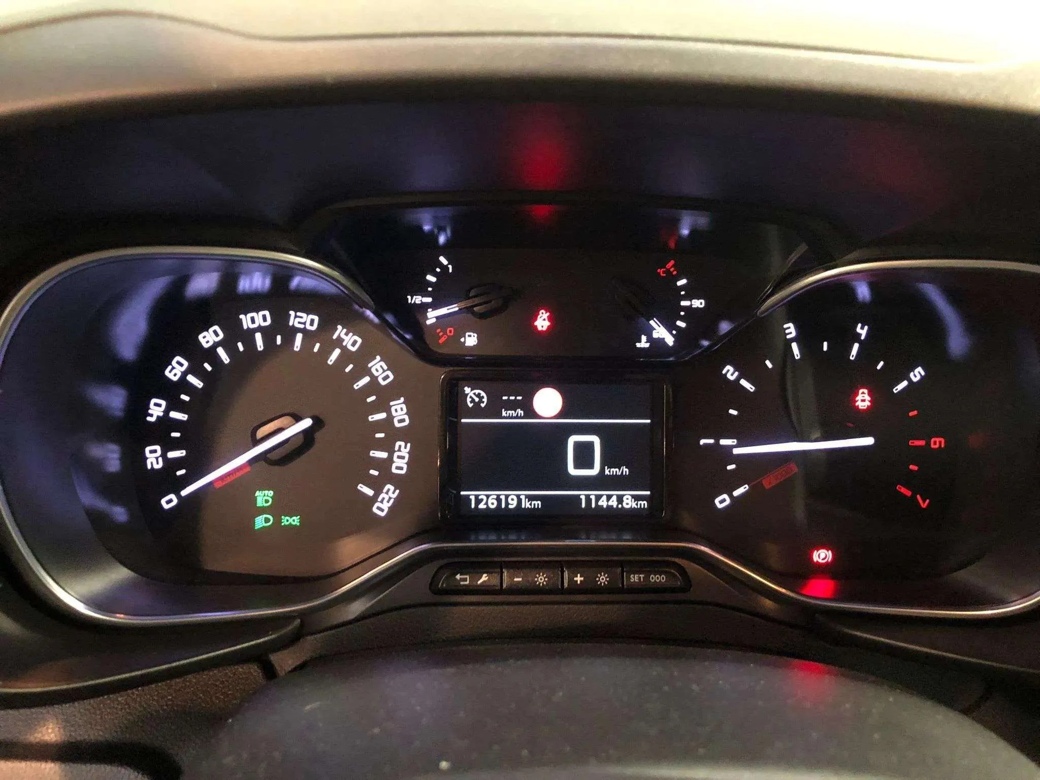 Citroën Berlingo Talla XL BlueHDi 130 Shine 7 plazas - foto 18