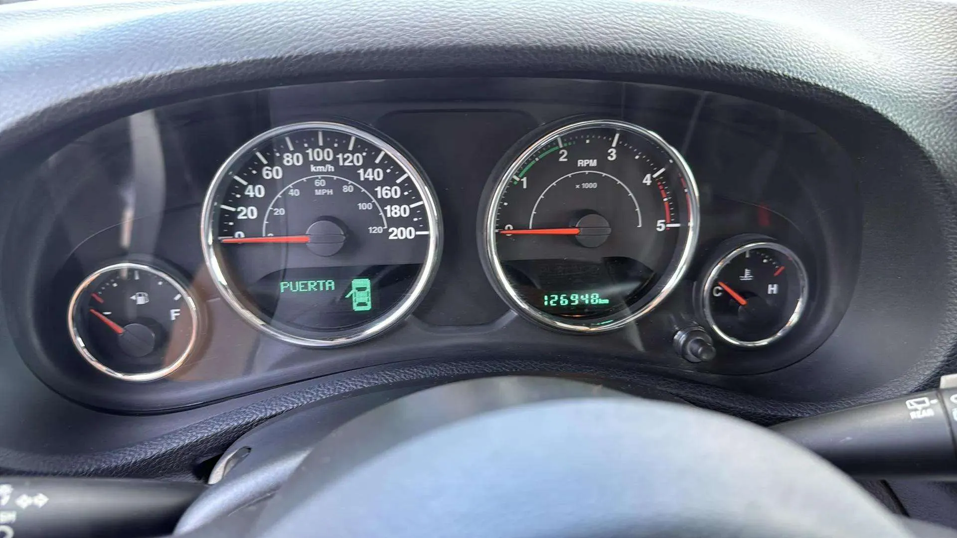 Jeep Wrangler 2.8 CRD Sahara - foto 12