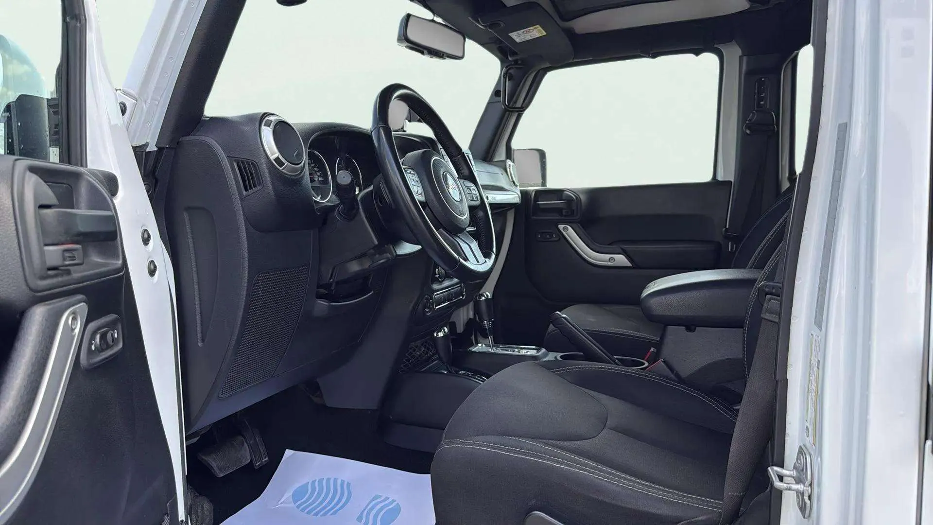 Jeep Wrangler 2.8 CRD Sahara - foto 11