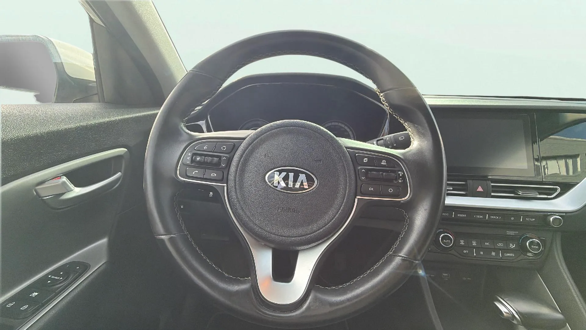 Kia Niro 1.6 GDi HEV Concept - foto 15
