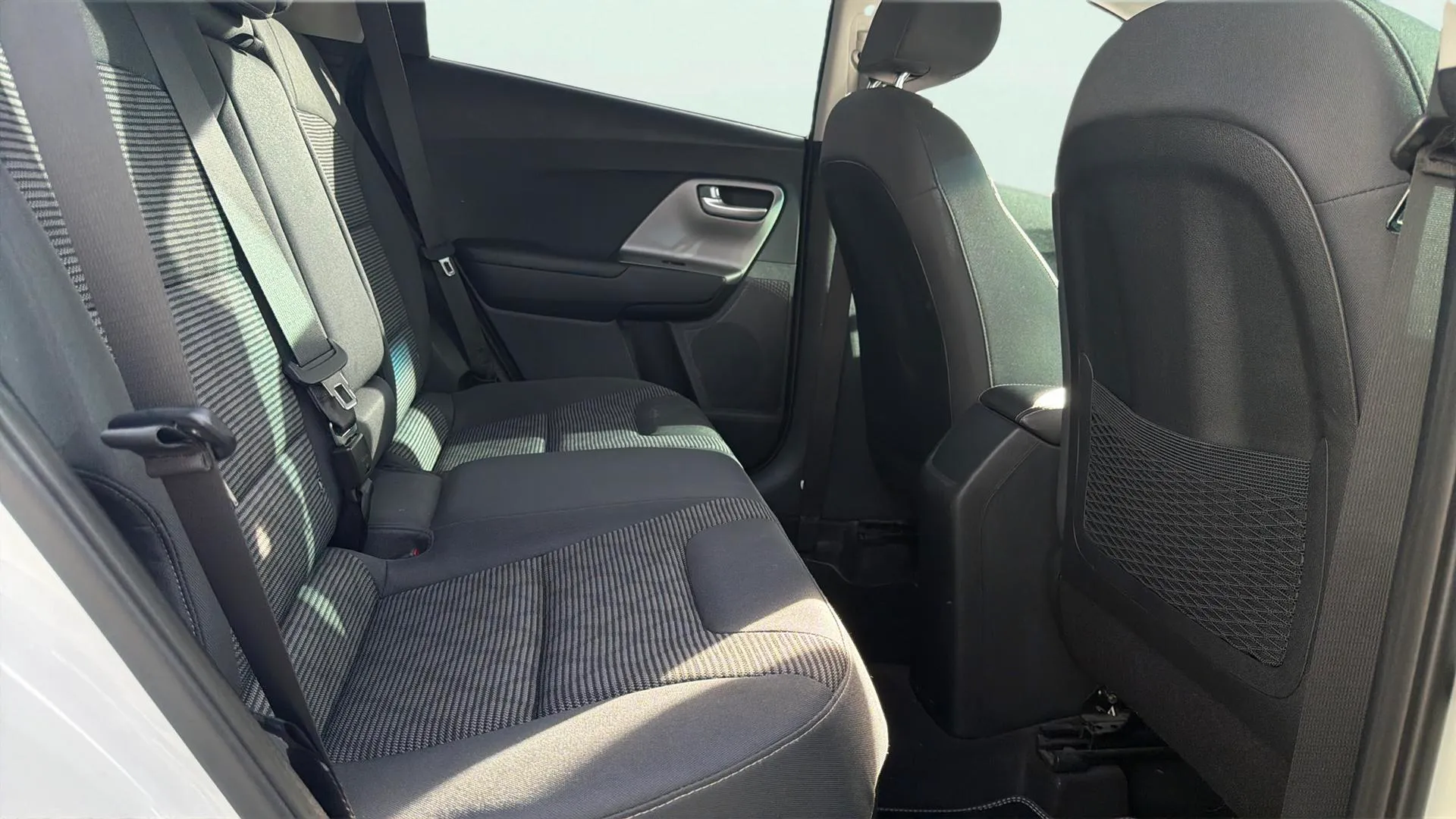 Kia Niro 1.6 GDi HEV Concept - foto 26