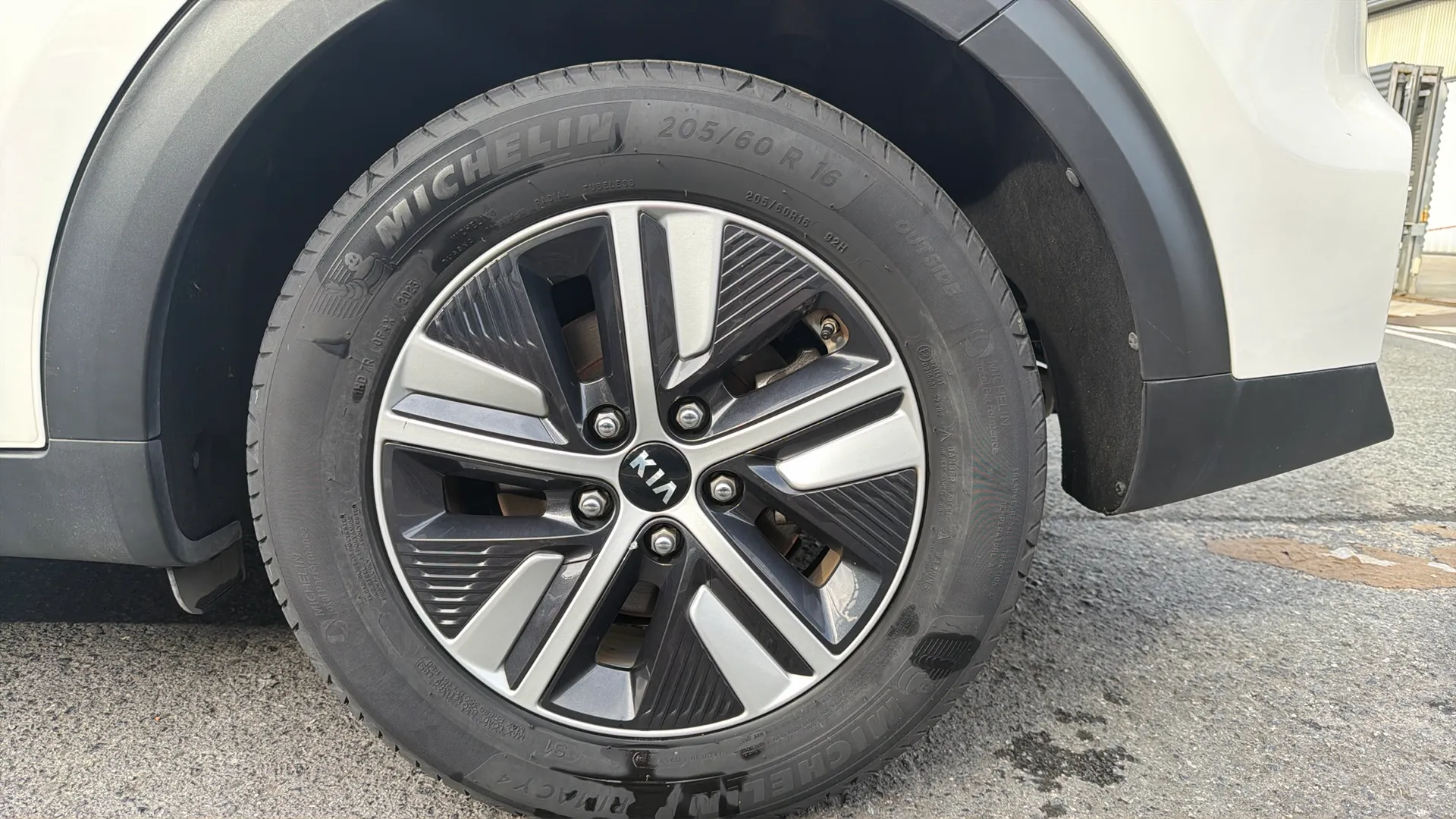 Kia Niro 1.6 GDi HEV Concept - foto 28