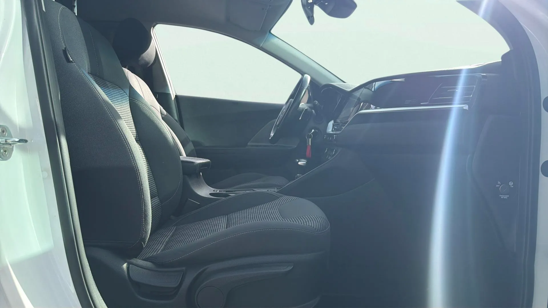 Kia Niro 1.6 GDi HEV Concept - foto 25
