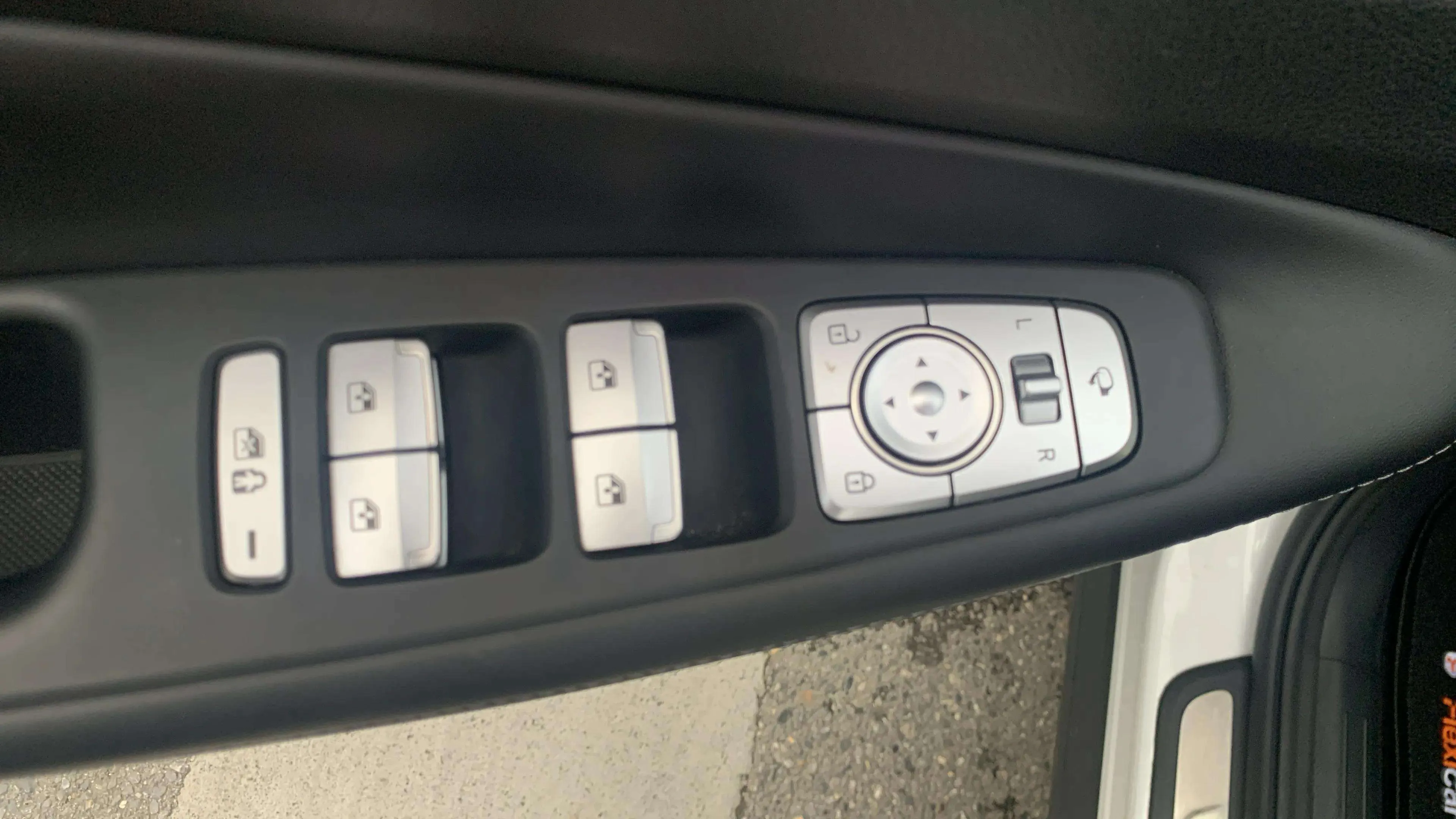 Hyundai Santa Fe 2.2 CRDi Style DCT 4x4 - foto 37