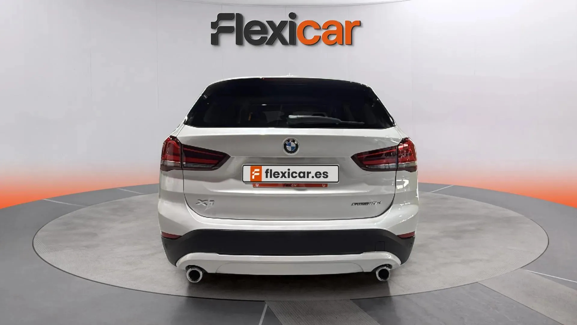 BMW X1 sDrive18dA Business - foto 6