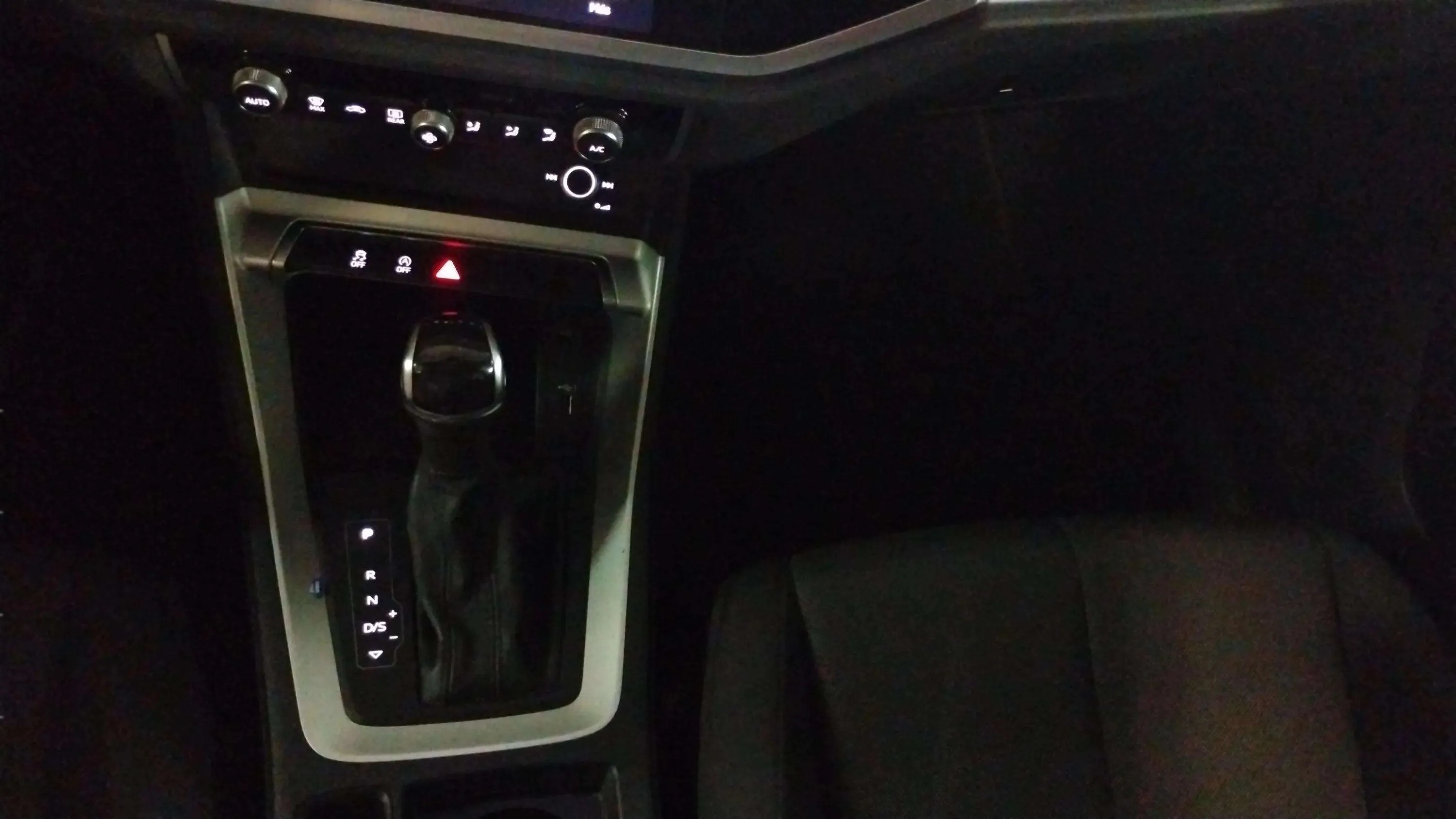 Audi Q3 35 TFSI S tronic - foto 26