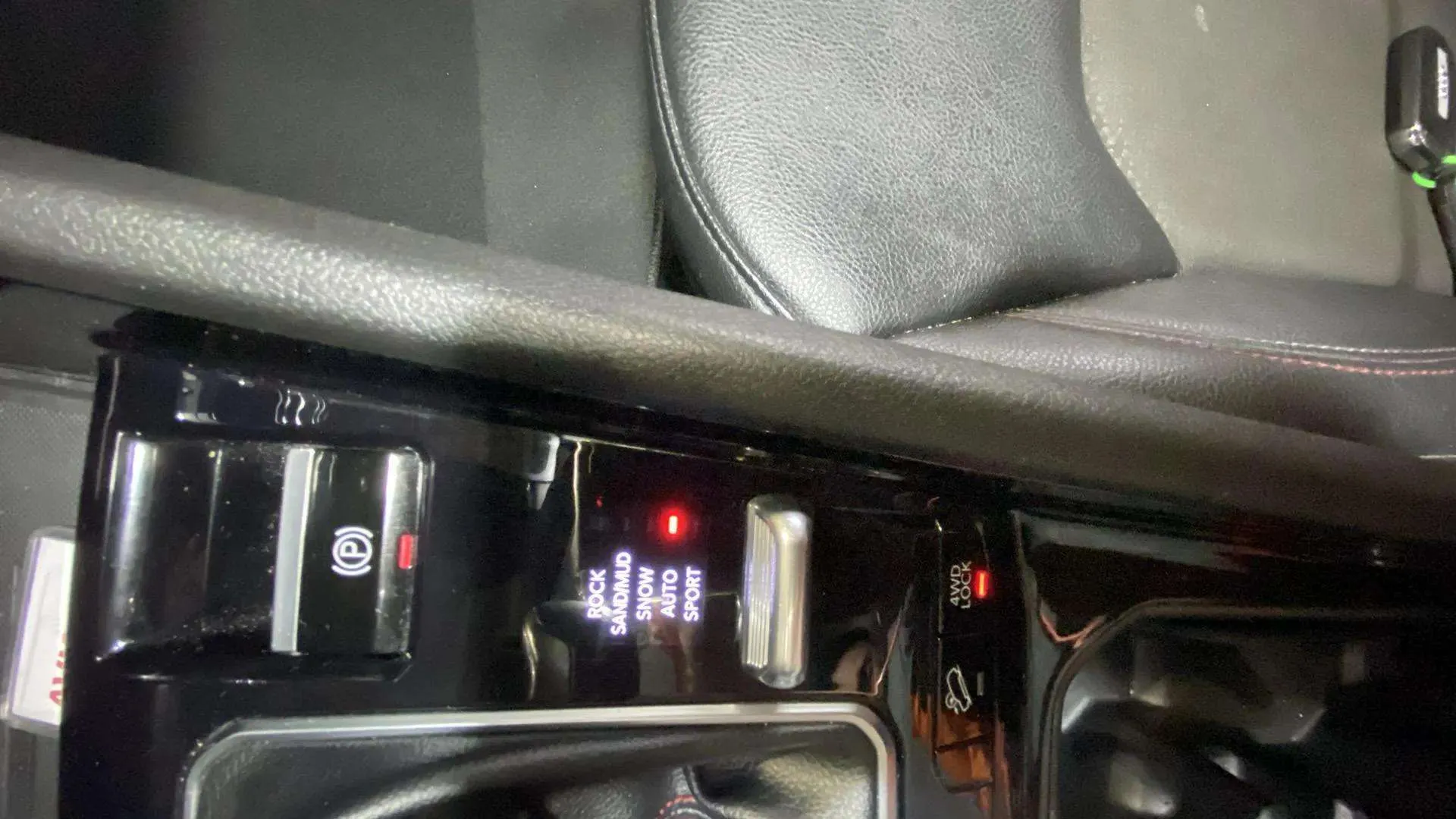 Jeep Compass 1.3 PHEV S AWD - foto 34