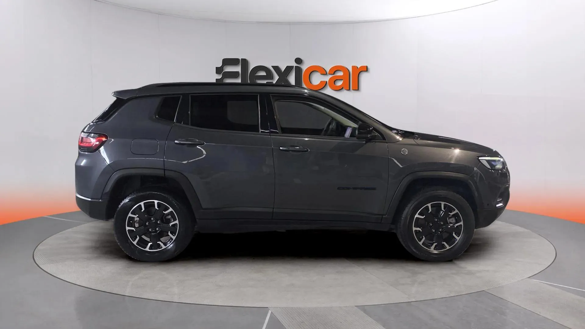 Jeep Compass 1.3 PHEV S AWD - foto 10