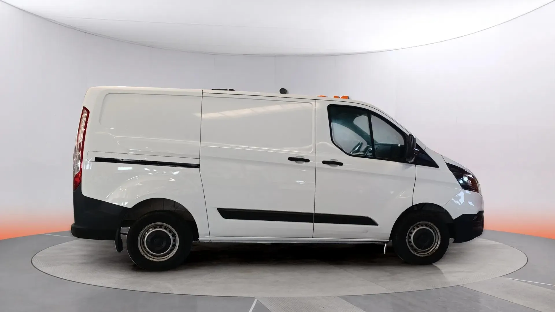 Ford Transit Custom 2.0 Diesel - foto 2
