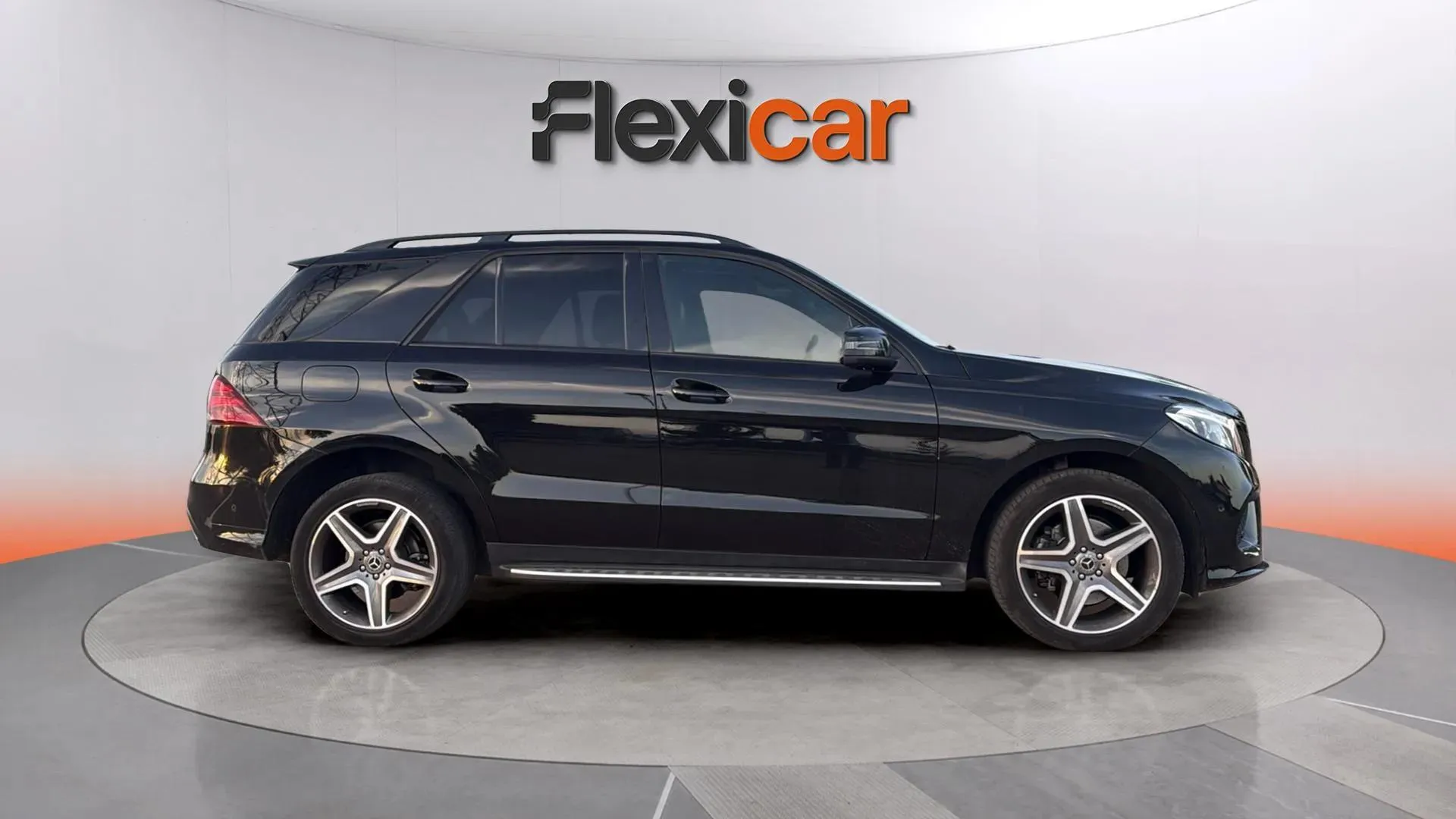 Mercedes-Benz GLE 350 d 4MATIC - foto 3