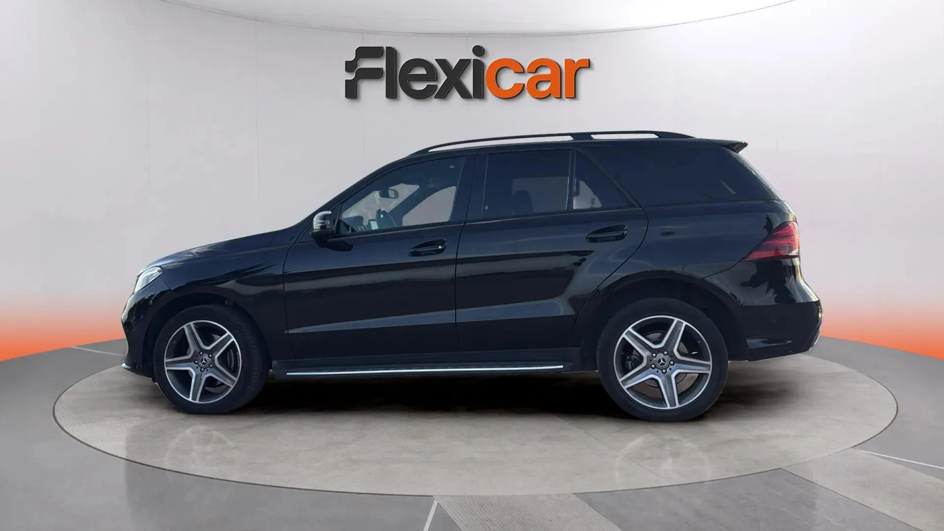 Mercedes-Benz GLE 350 d 4MATIC - foto 5