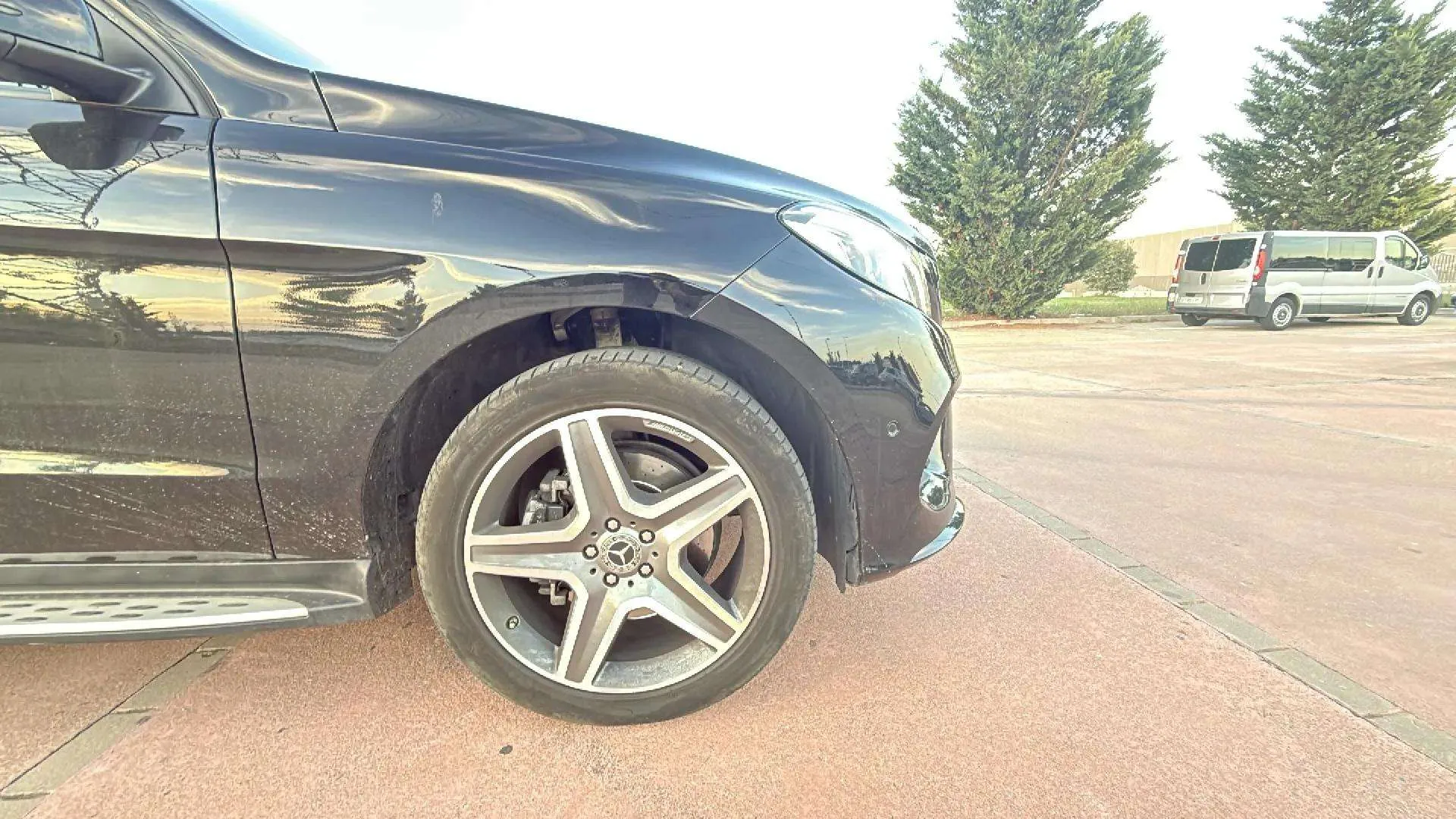 Mercedes-Benz GLE 350 d 4MATIC - foto 14