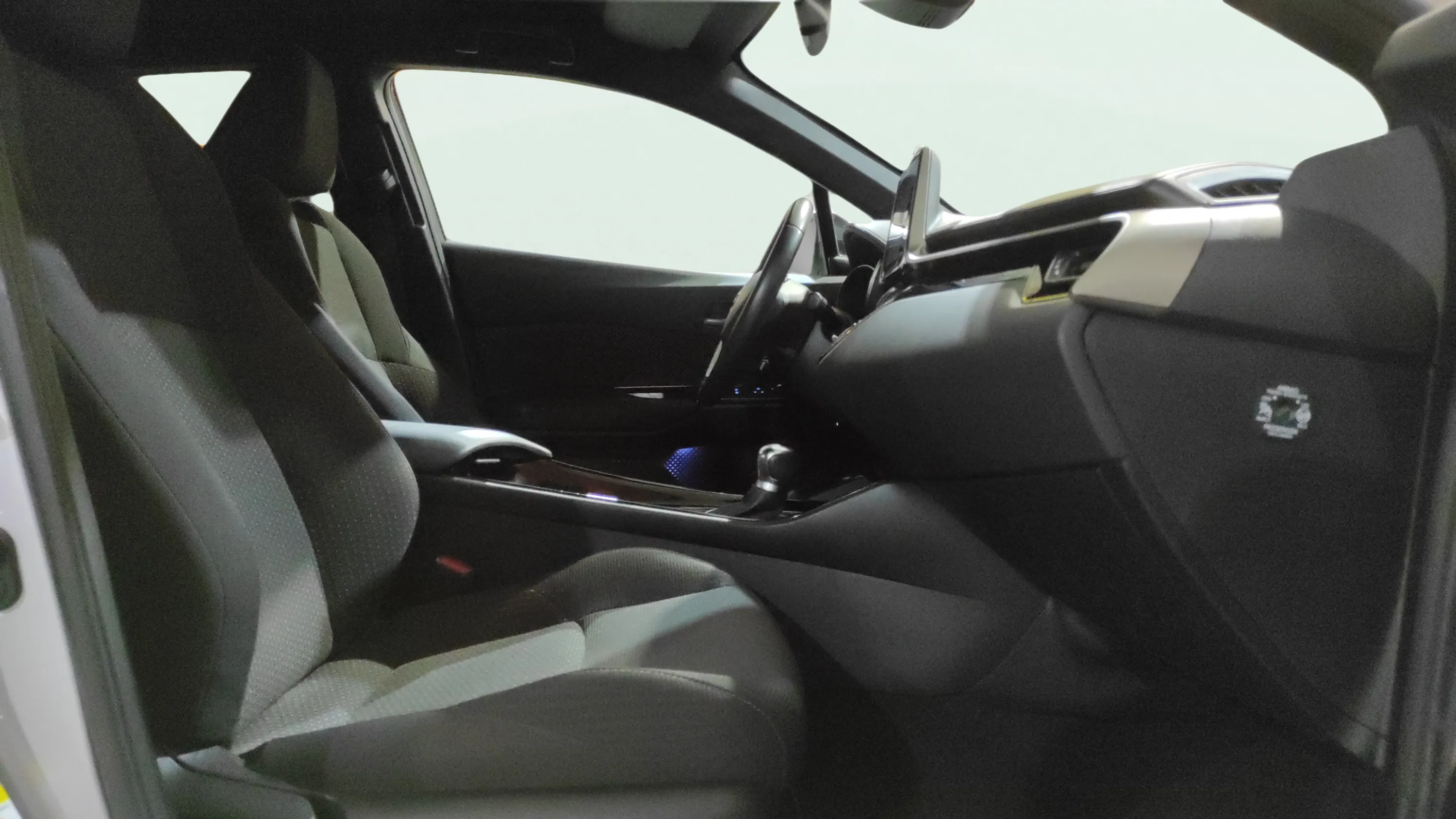 Toyota C-HR 1.8 125H Advance - foto 26