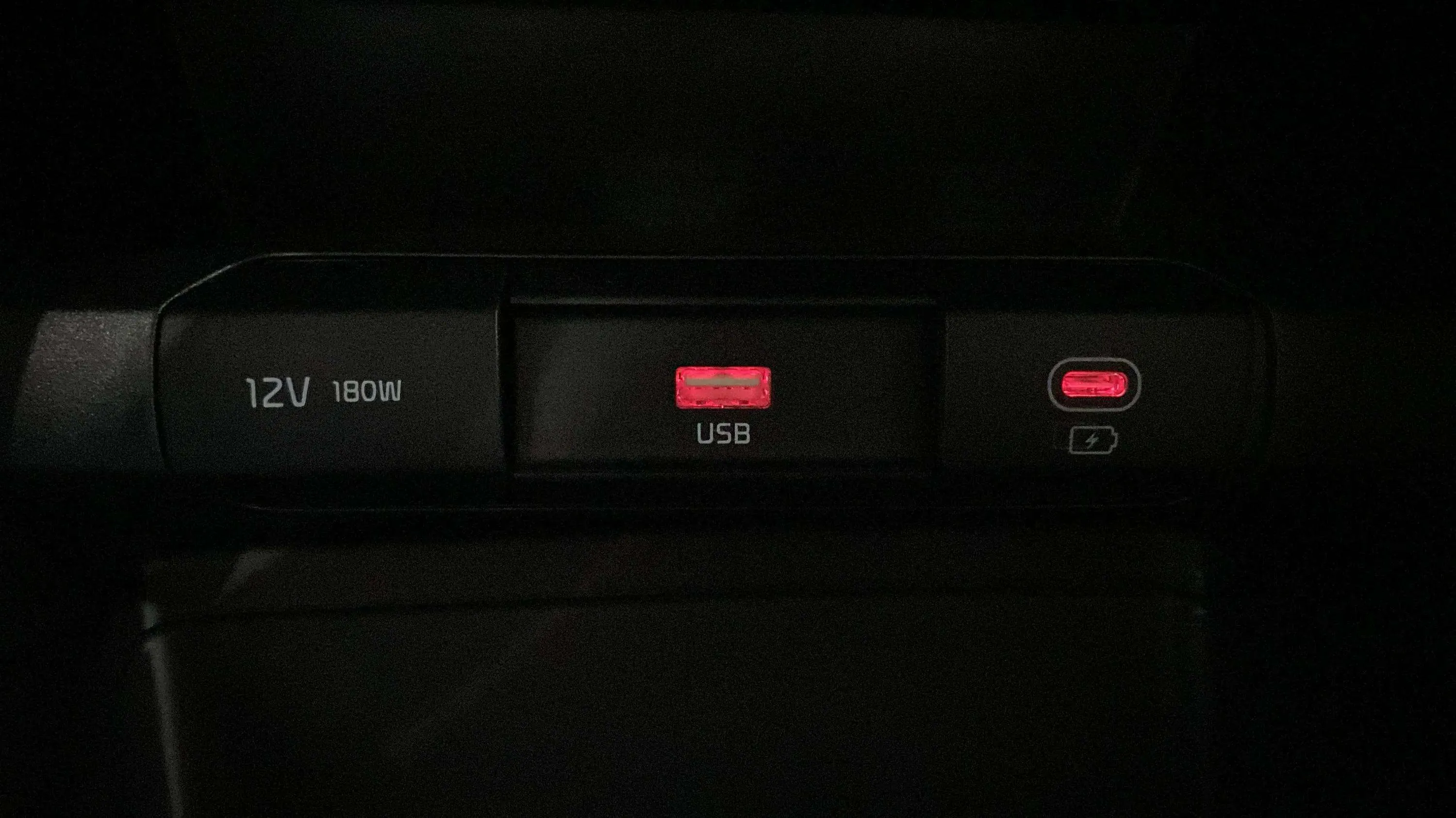 Kia XCeed 1.5 T-GDi Drive - foto 28