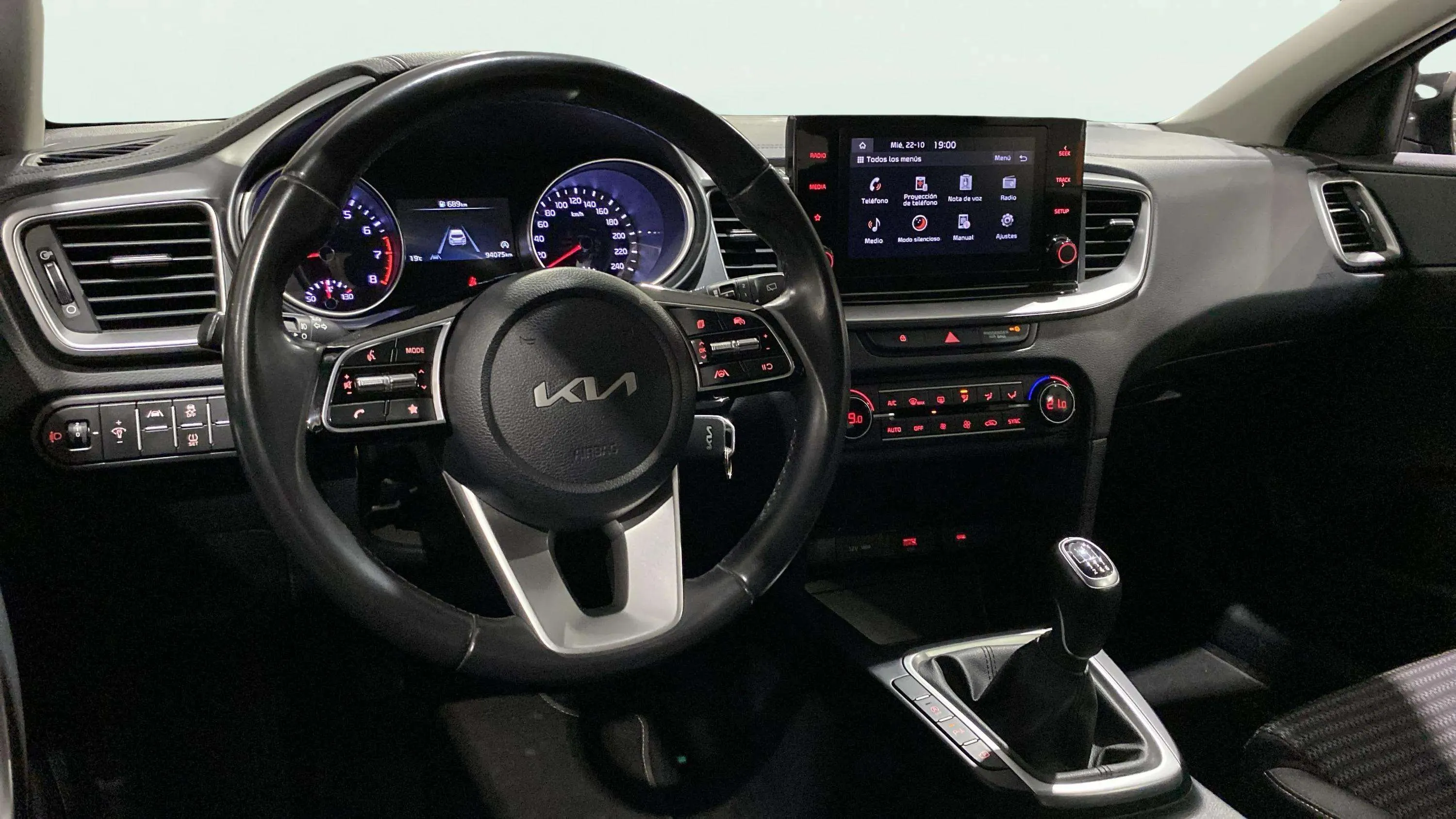 Kia XCeed 1.5 T-GDi Drive - foto 31