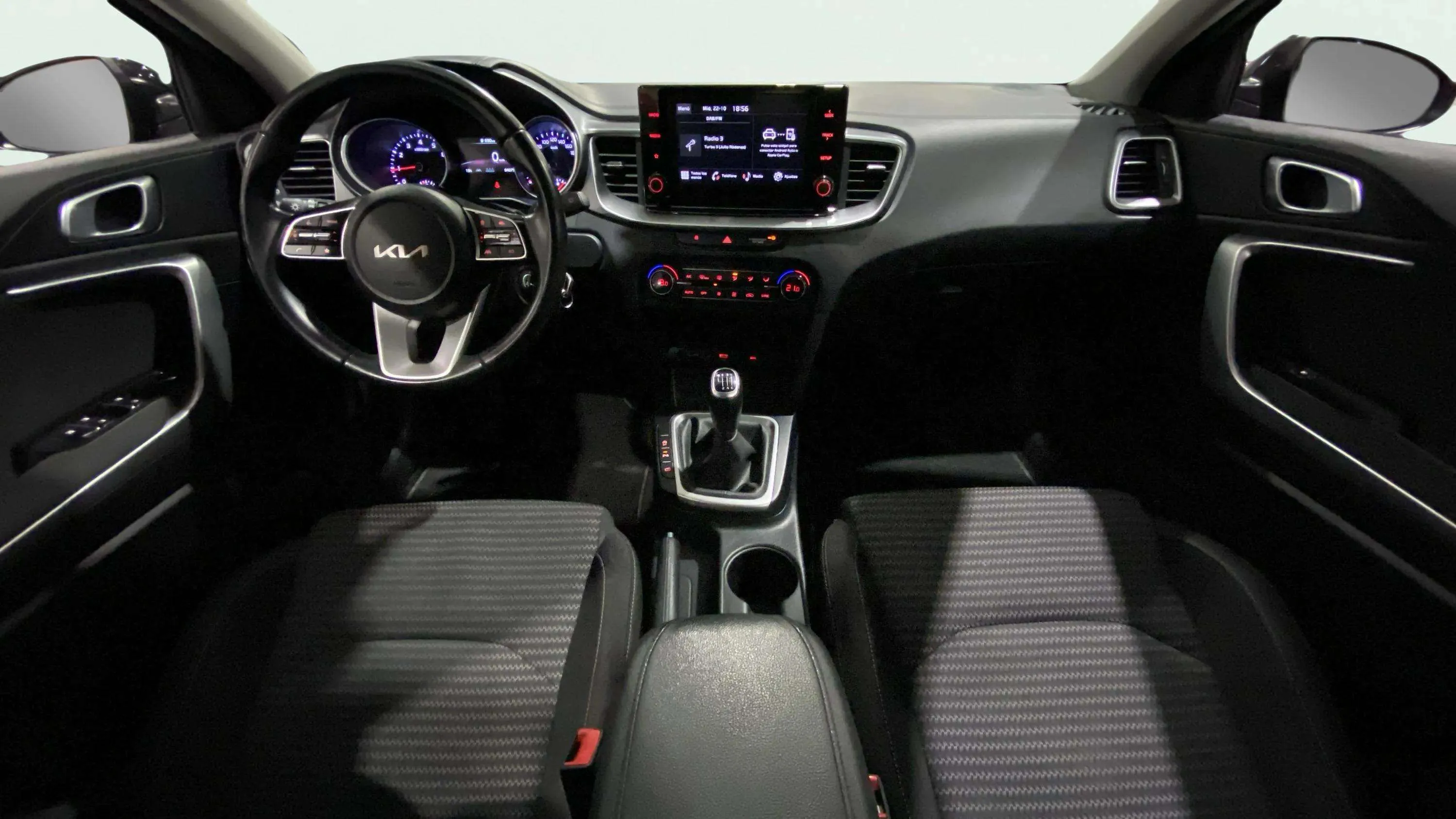 Kia XCeed 1.5 T-GDi Drive - foto 13