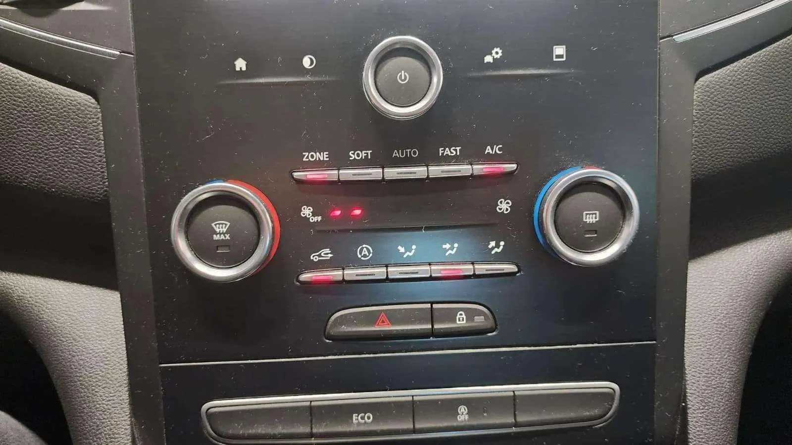 Renault Mégane Limited TCe GPF -SS - foto 13