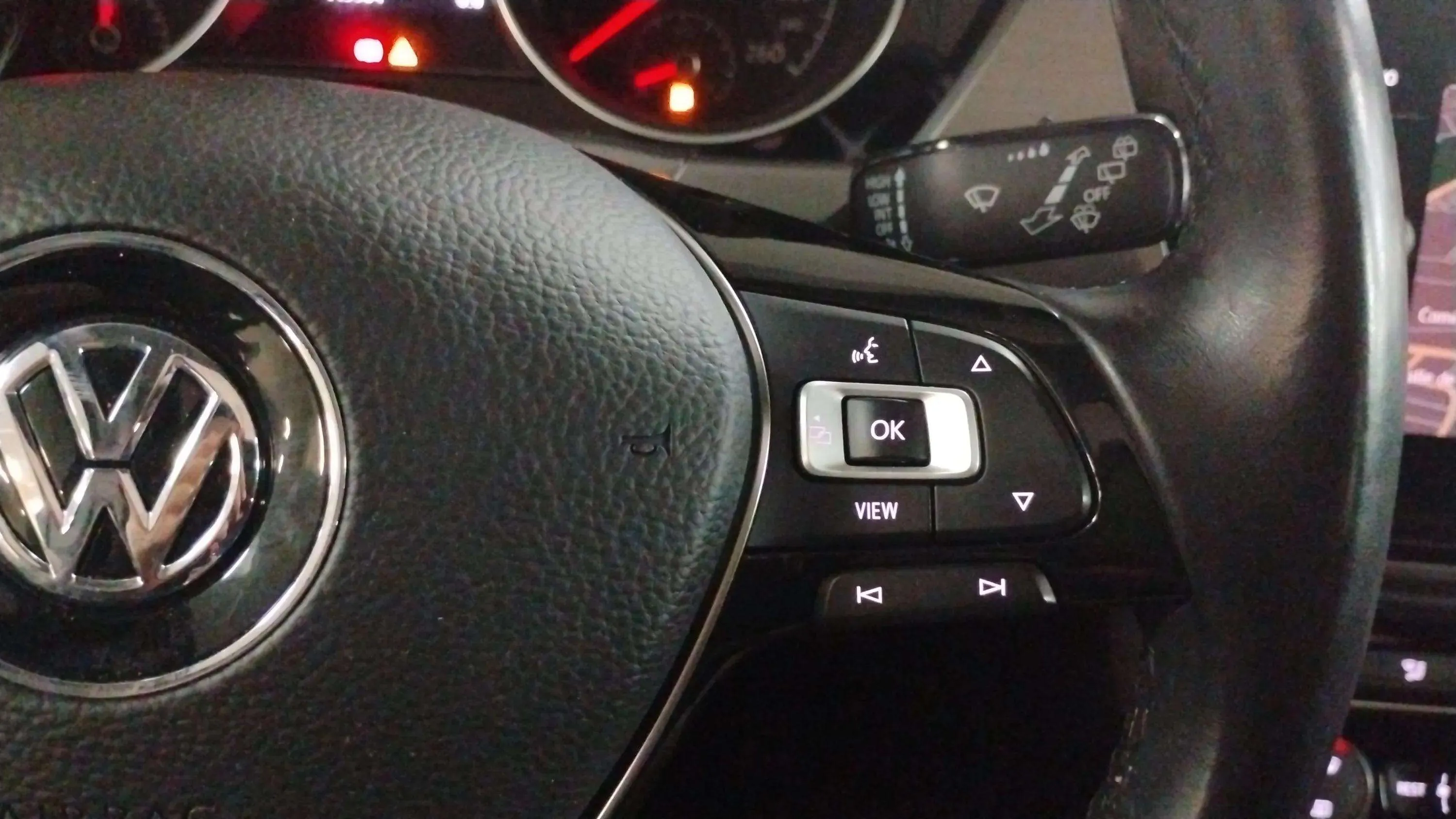 Volkswagen Touran Advance 1.6 TDI - foto 14