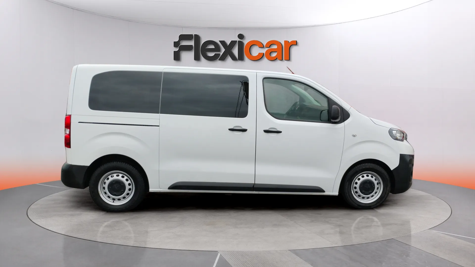 Peugeot Expert Combi BlueHDi 145 Standard - foto 8