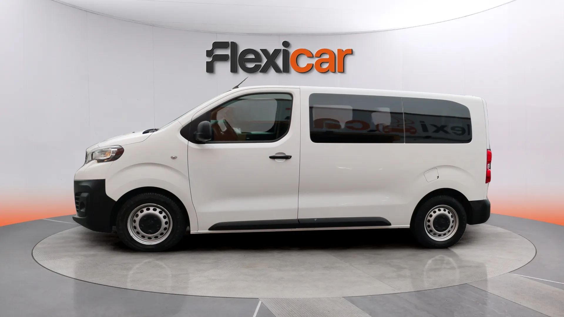 Peugeot Expert Combi BlueHDi 145 Standard - foto 4
