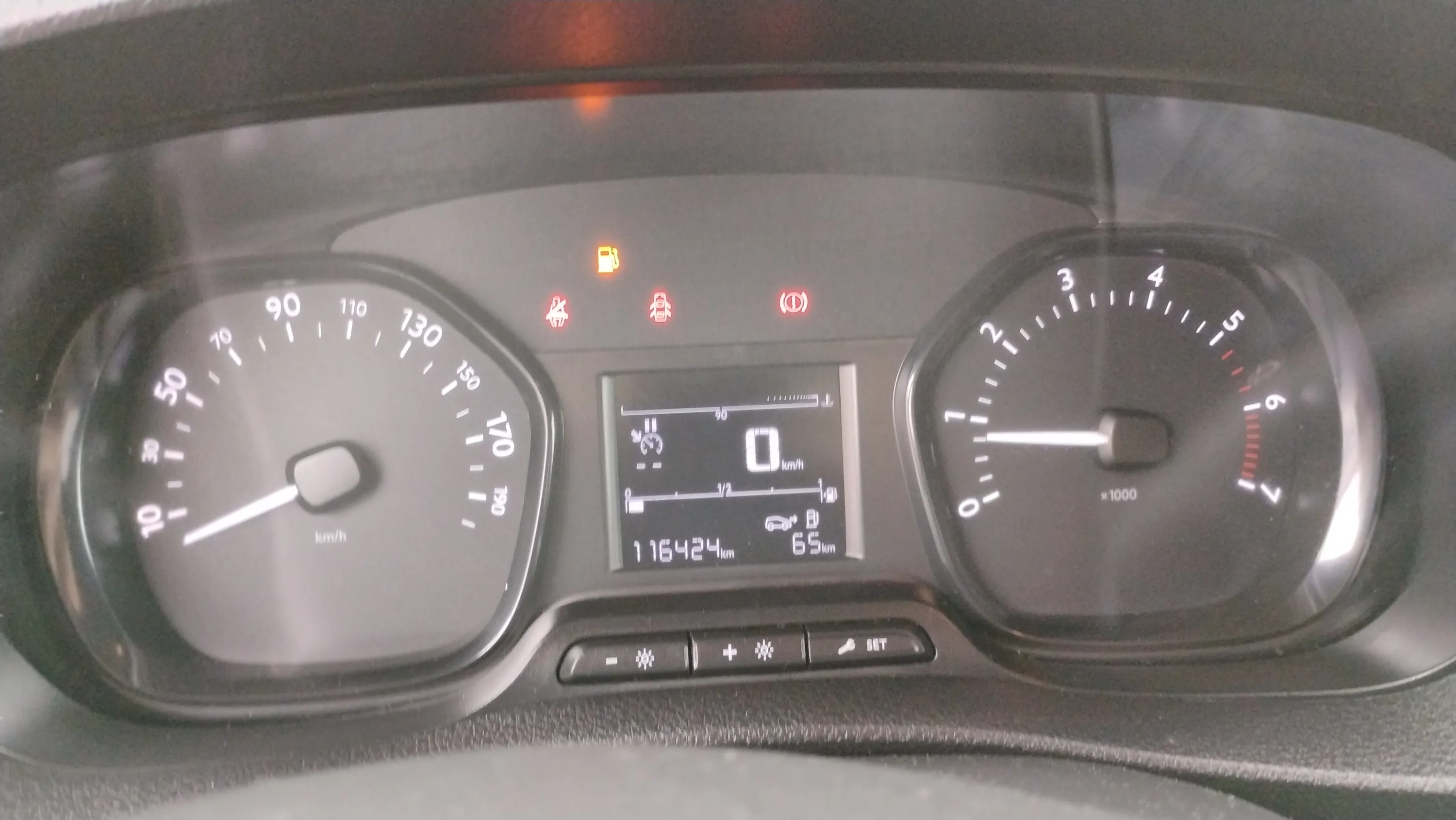 Peugeot Expert Combi BlueHDi 145 Standard - foto 13