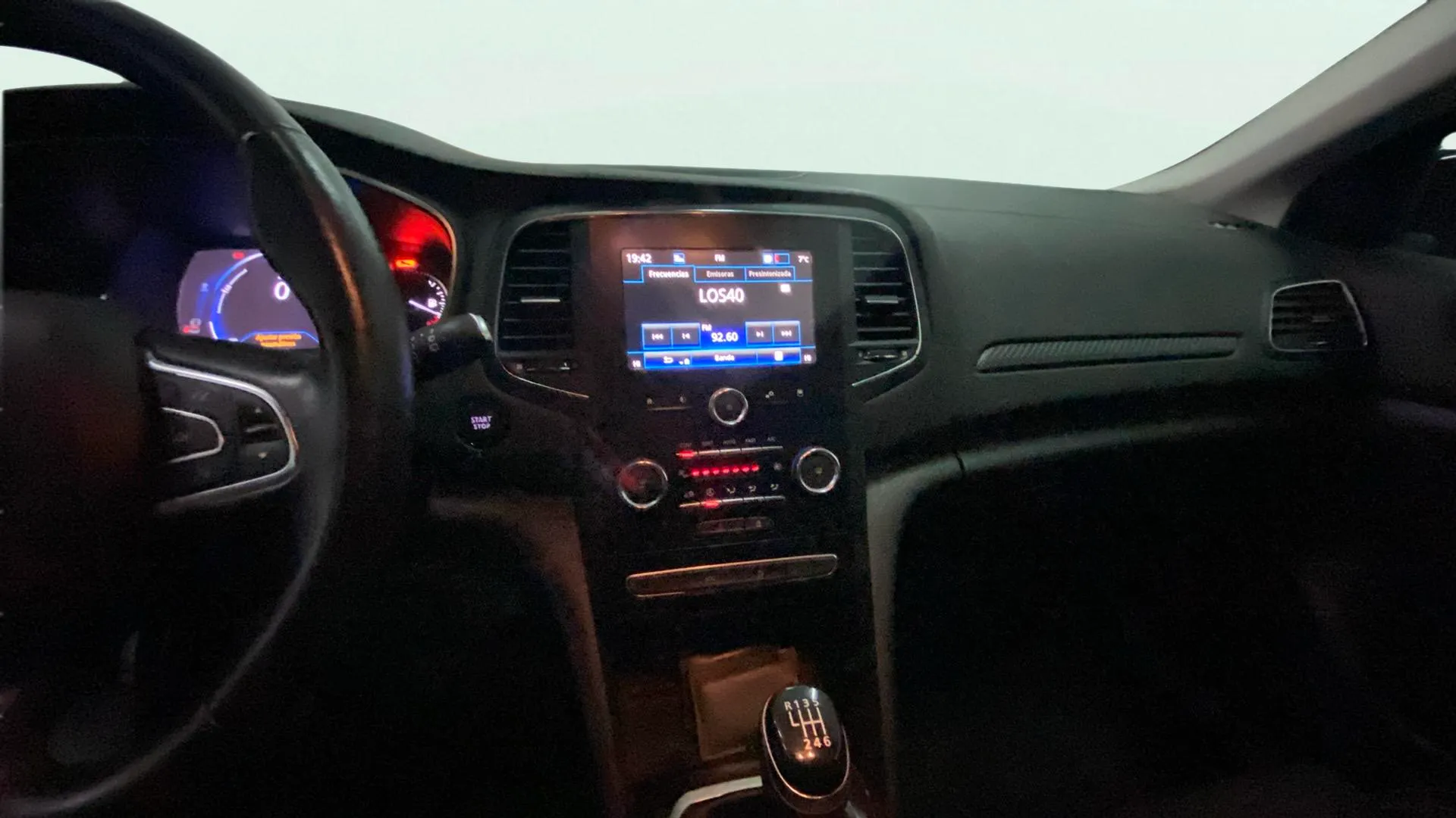 Renault Mégane Business TCe GPF -SS - foto 10