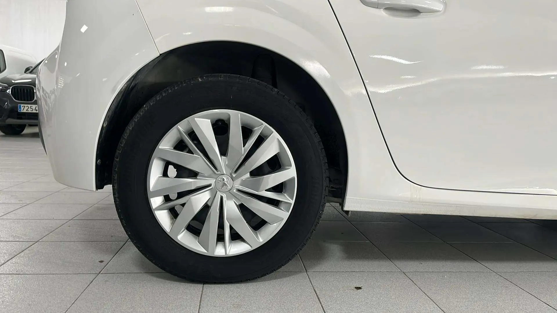 Peugeot 208 BlueHDi Active - foto 8