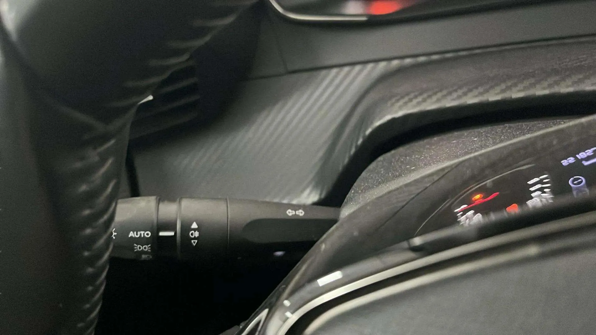 Peugeot 208 BlueHDi Active - foto 13