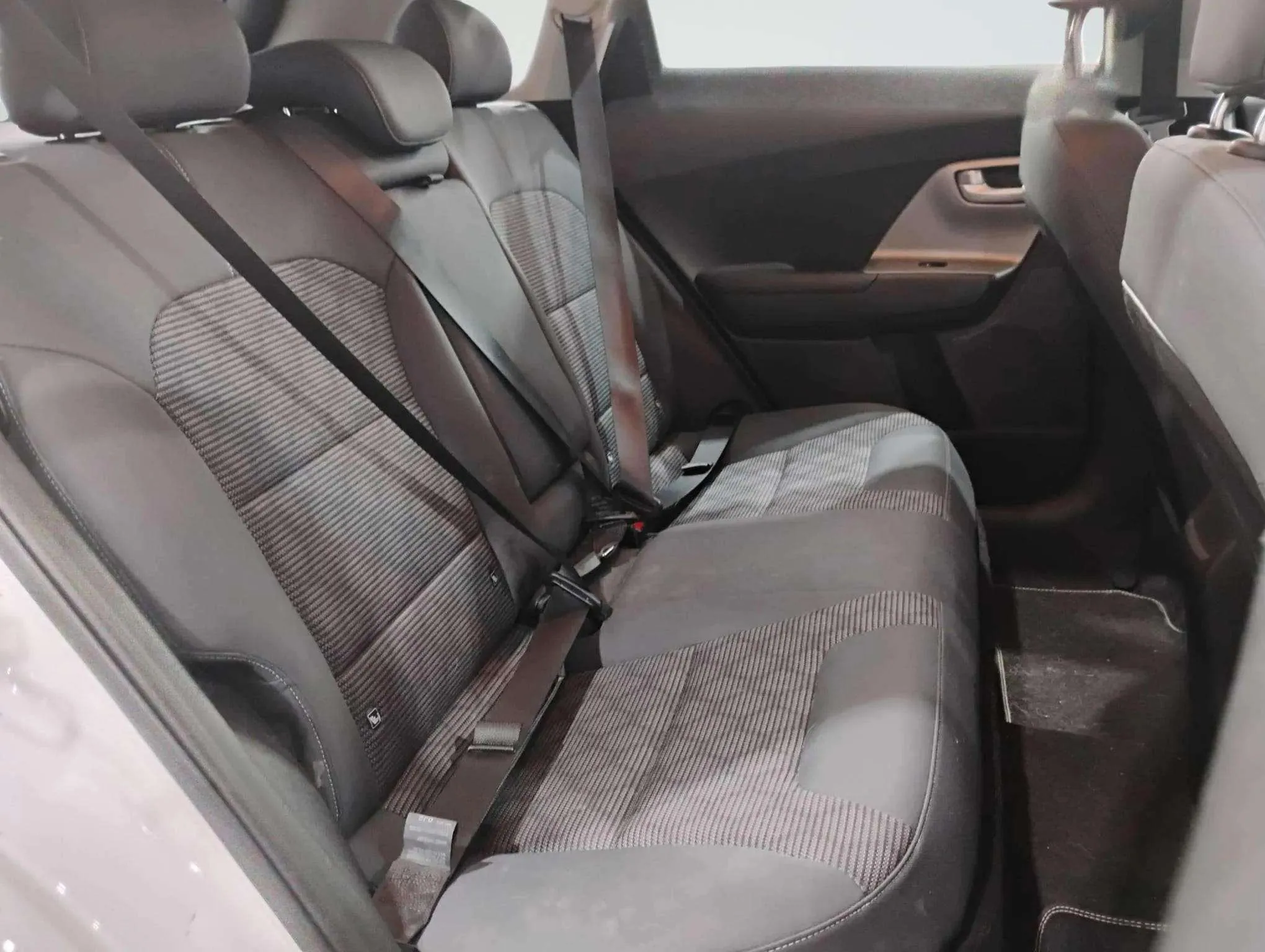 Kia Niro 1.6 GDi HEV Concept - foto 11