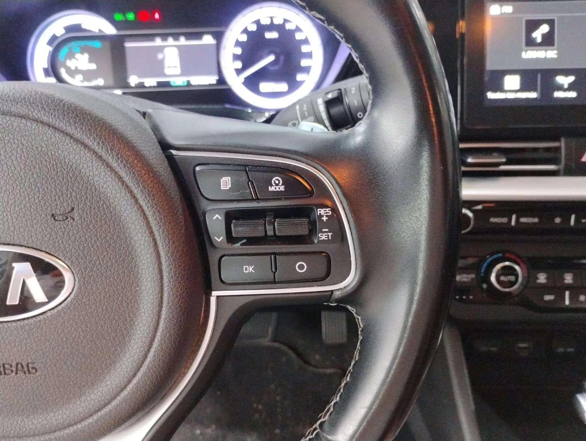 Kia Niro 1.6 GDi HEV Concept - foto 15