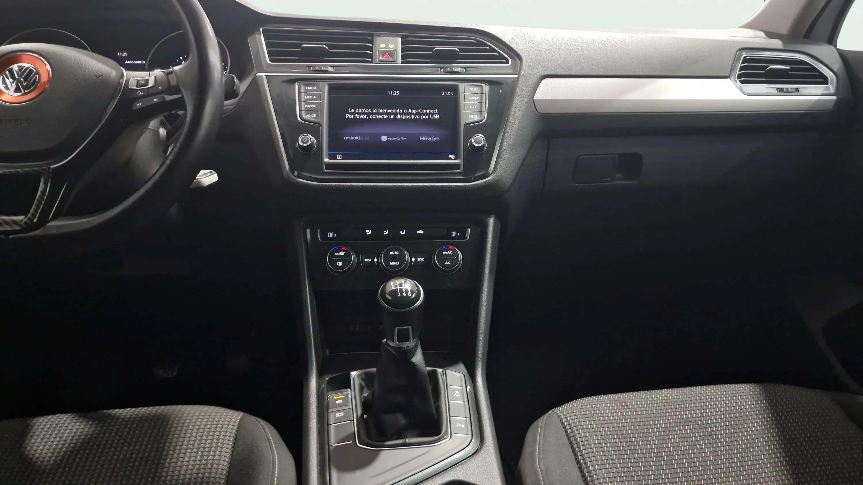 Volkswagen Tiguan Edition 2.0 TDI BMT - foto 8
