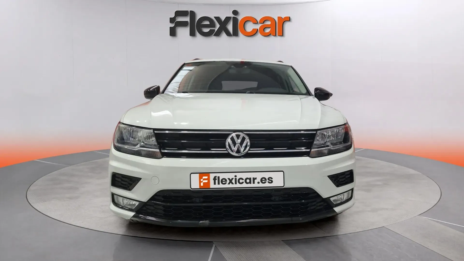 Volkswagen Tiguan Edition 2.0 TDI BMT - foto 2