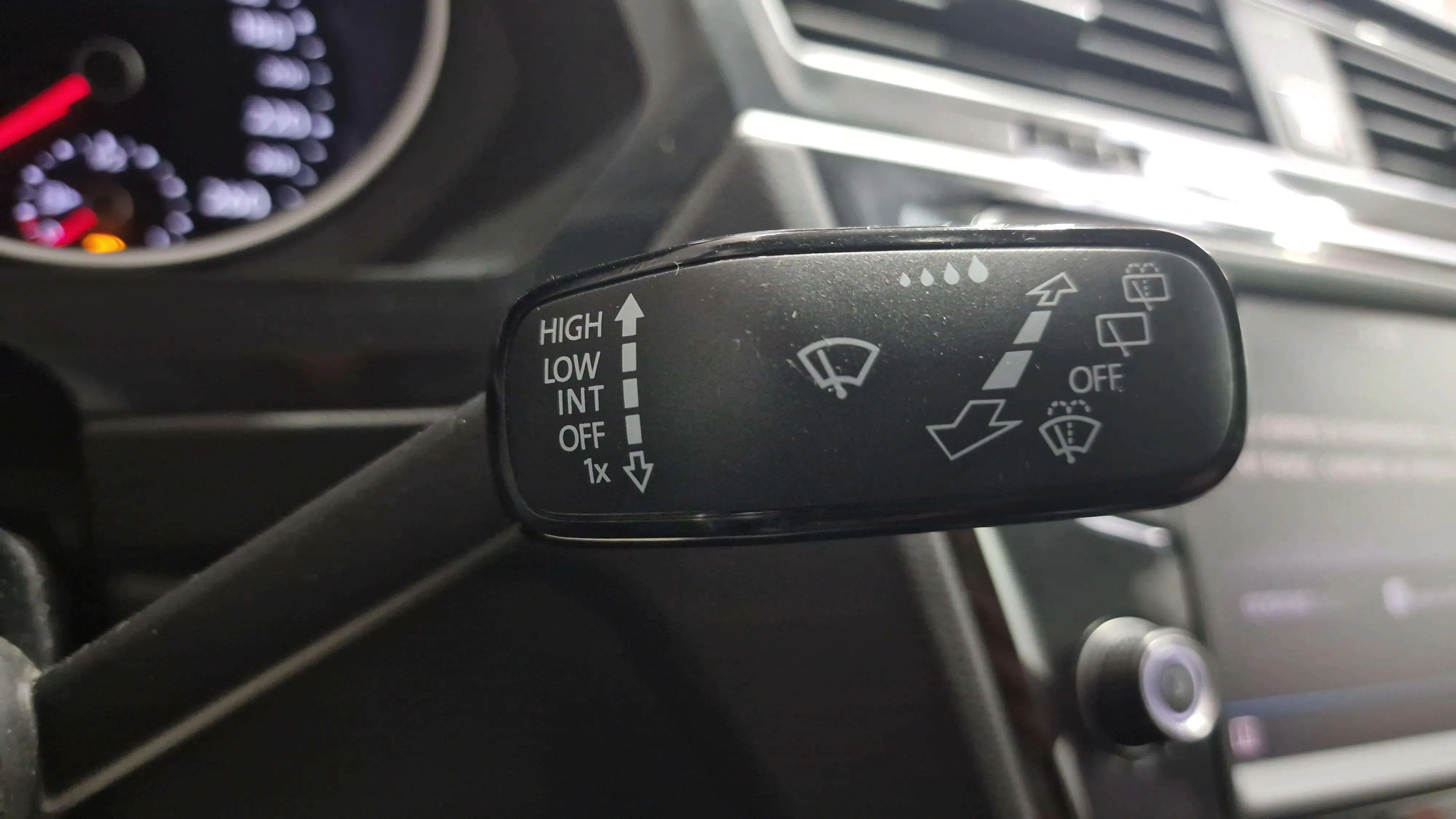 Volkswagen Tiguan Edition 2.0 TDI BMT - foto 19