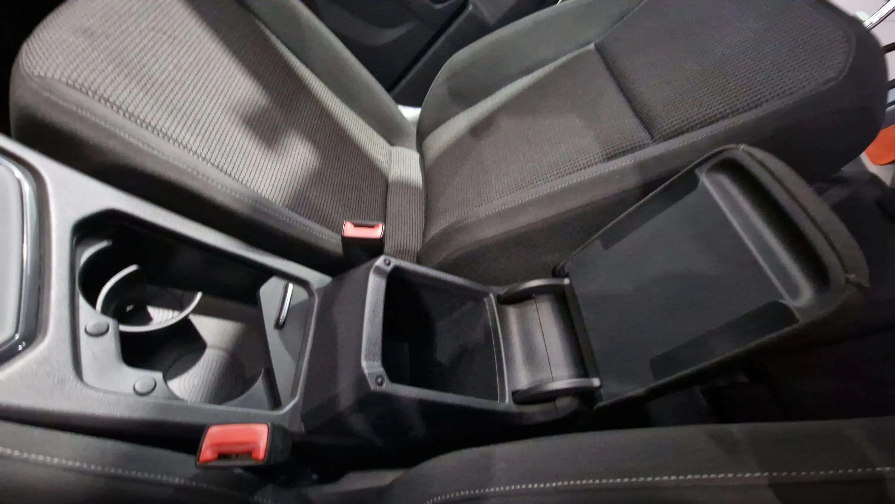 Volkswagen Tiguan Edition 2.0 TDI BMT - foto 29