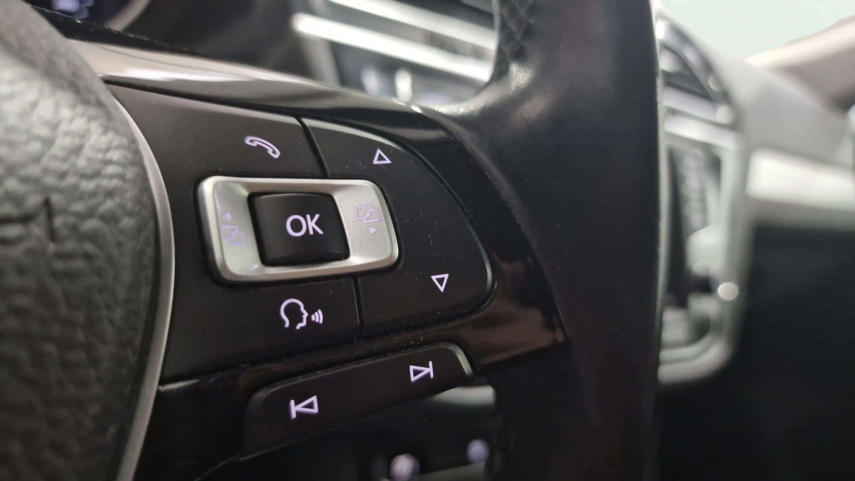 Volkswagen Tiguan Edition 2.0 TDI BMT - foto 18