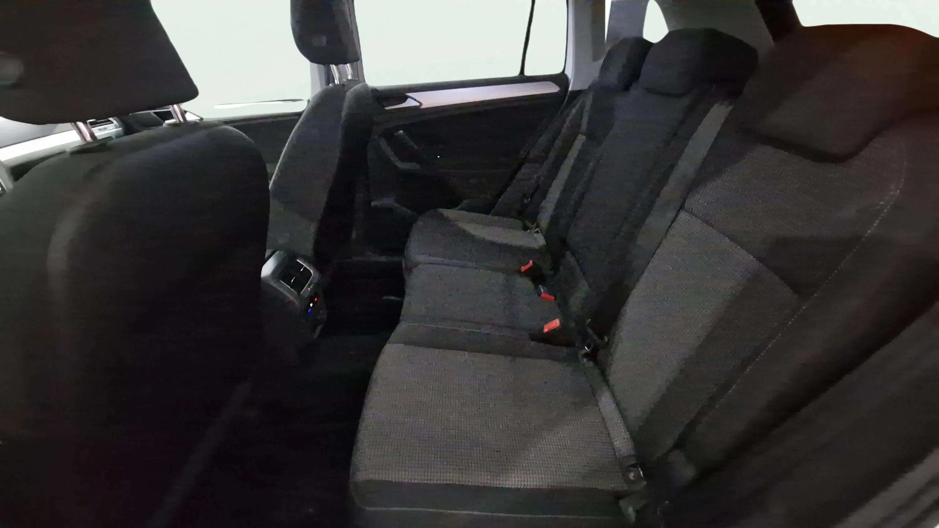 Volkswagen Tiguan Edition 2.0 TDI BMT - foto 13