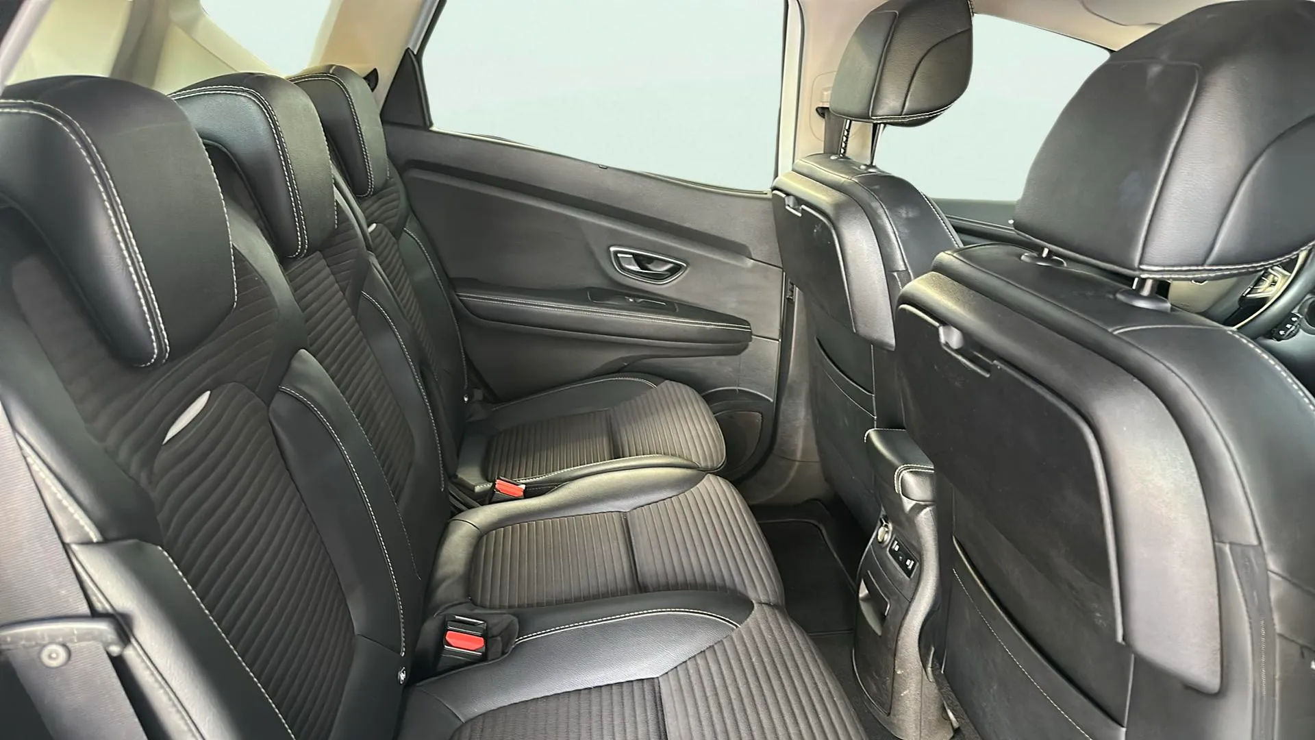 Renault Scénic Zen Energy dCi - foto 11