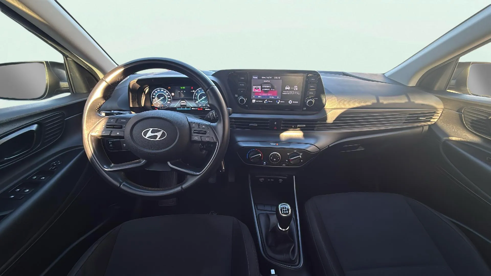 Hyundai i20 1.2 MPI Essence - foto 12