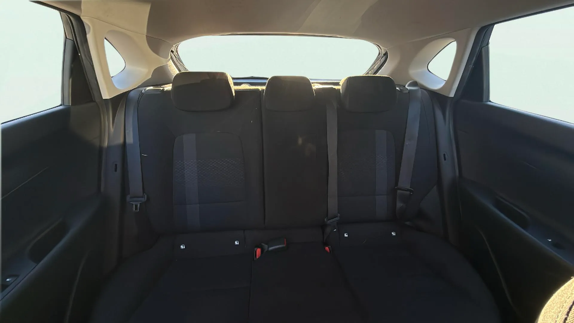 Hyundai i20 1.2 MPI Essence - foto 19