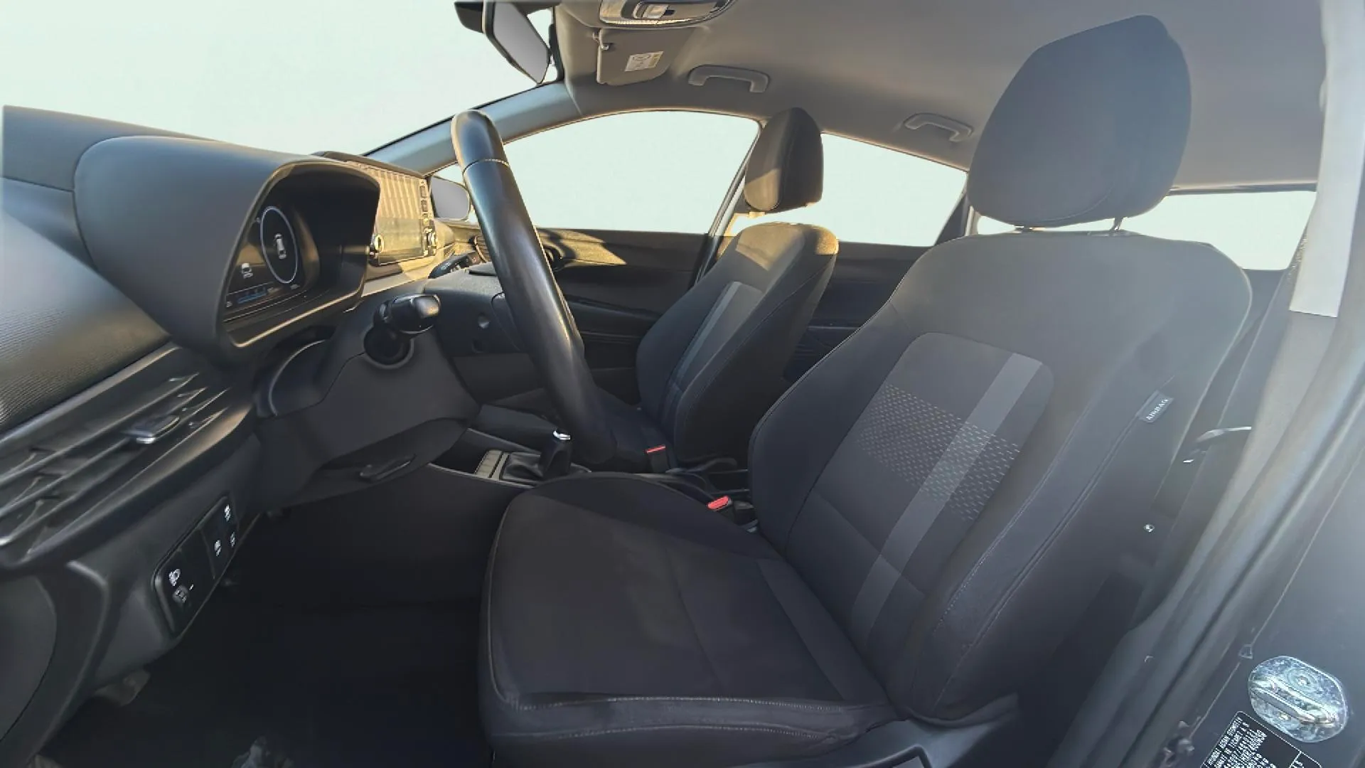 Hyundai i20 1.2 MPI Essence - foto 18