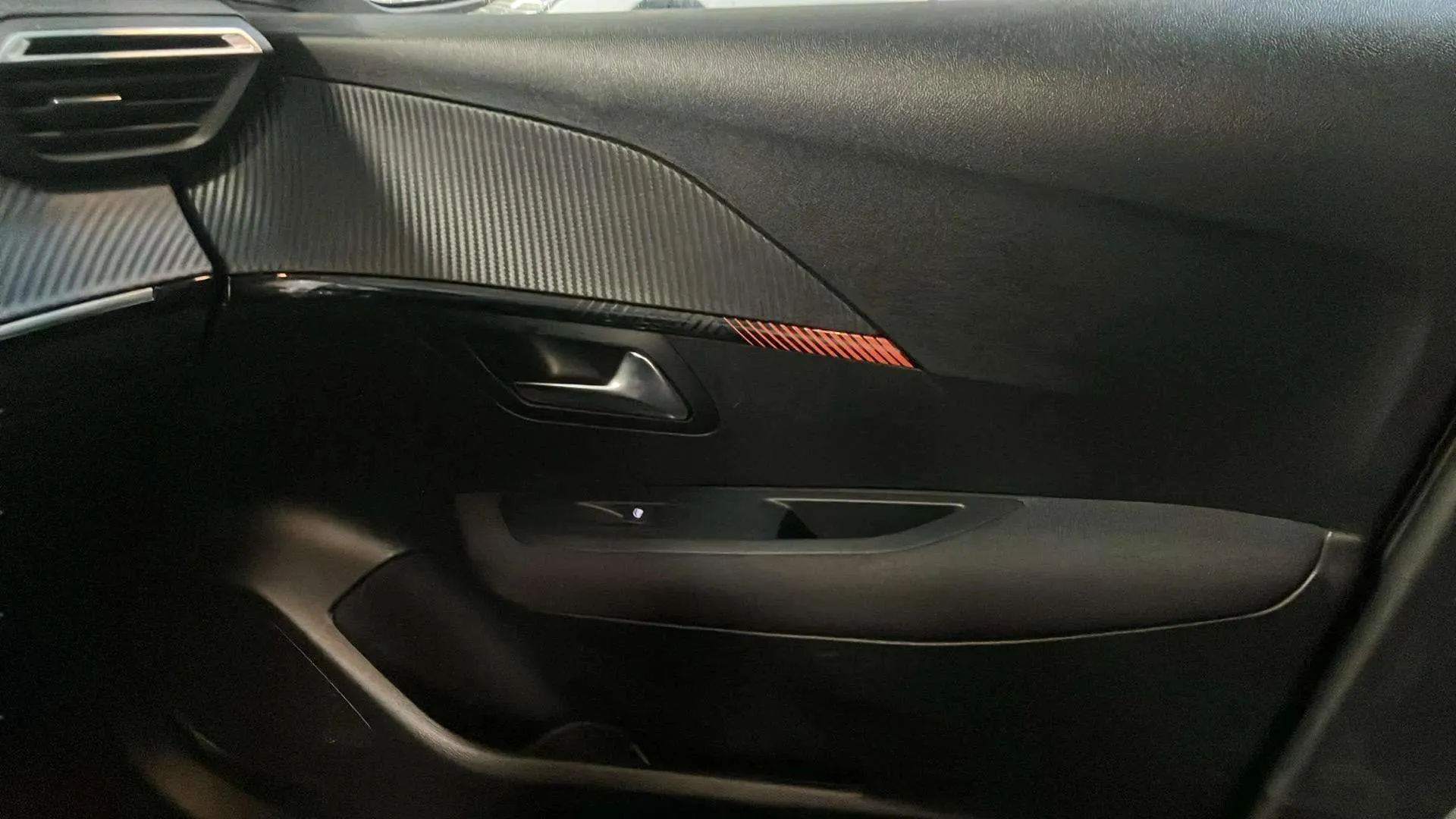 Peugeot 208 BlueHDi Active - foto 12