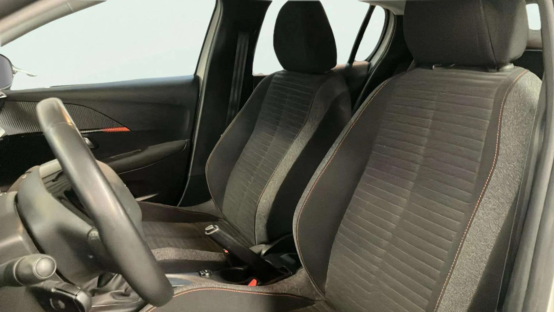 Peugeot 208 BlueHDi Active - foto 9