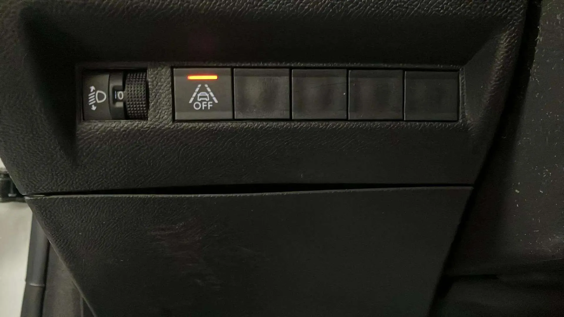 Peugeot 208 BlueHDi Active - foto 19