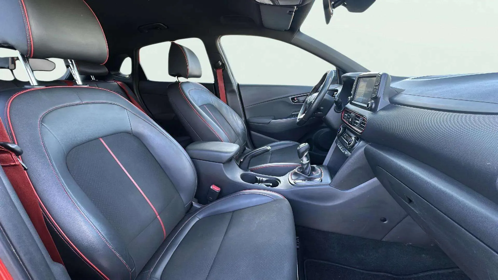 Hyundai Kona 1.6 CRDi Tecno Red 4x2 - foto 17