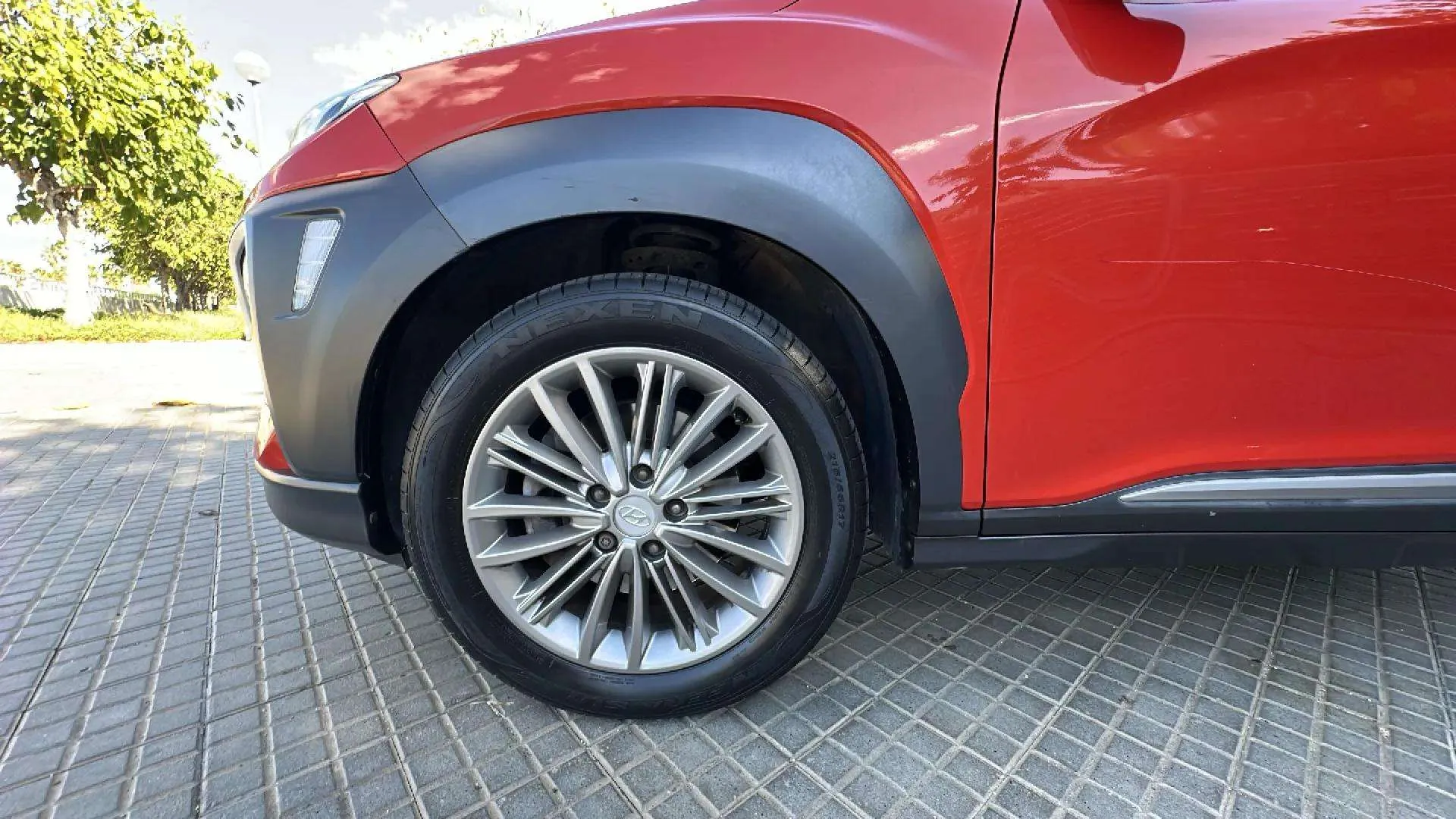 Hyundai Kona 1.6 CRDi Tecno Red 4x2 - foto 20