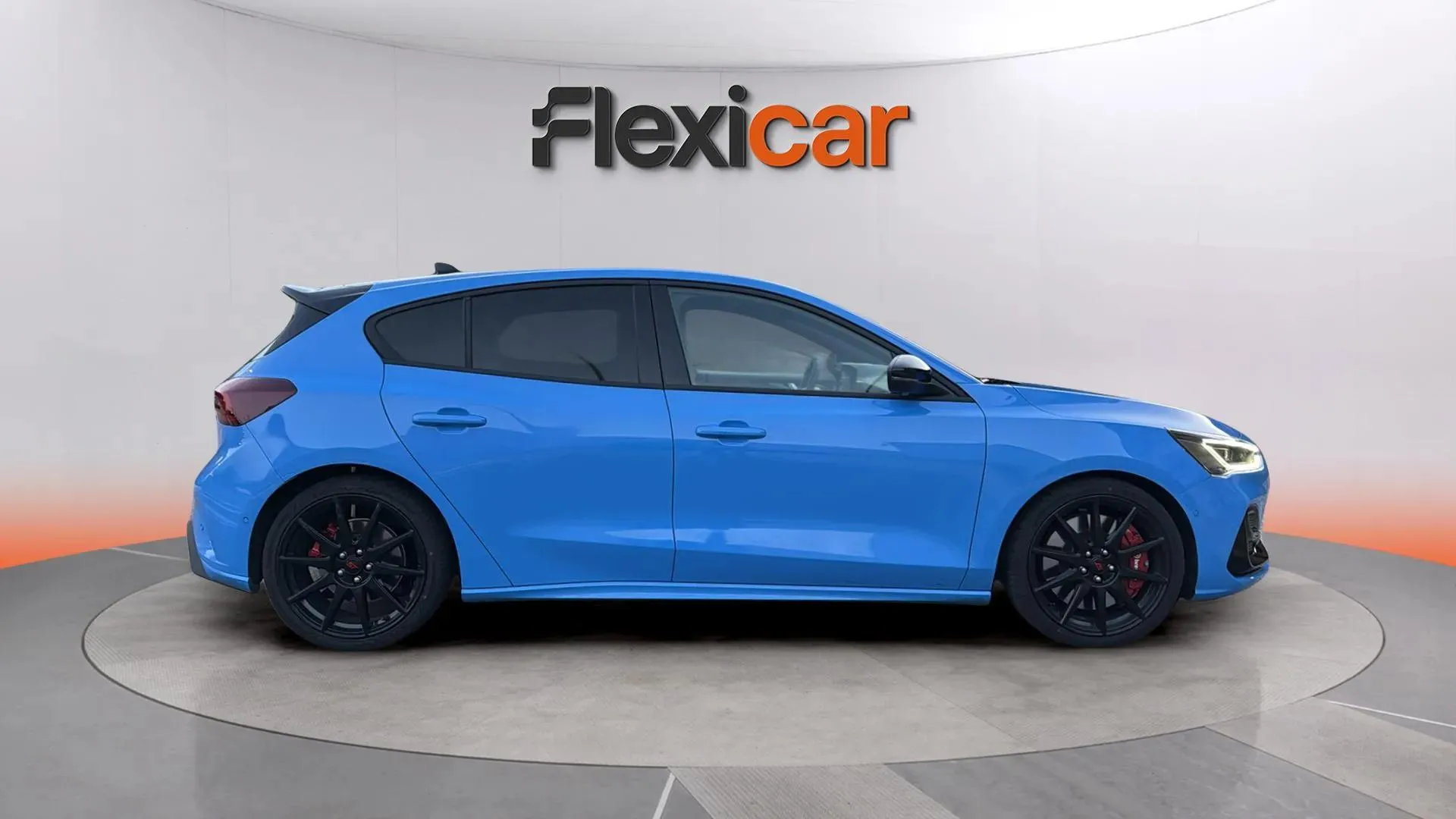 Ford Focus ST Edition 2.3 EcoBoost - foto 2