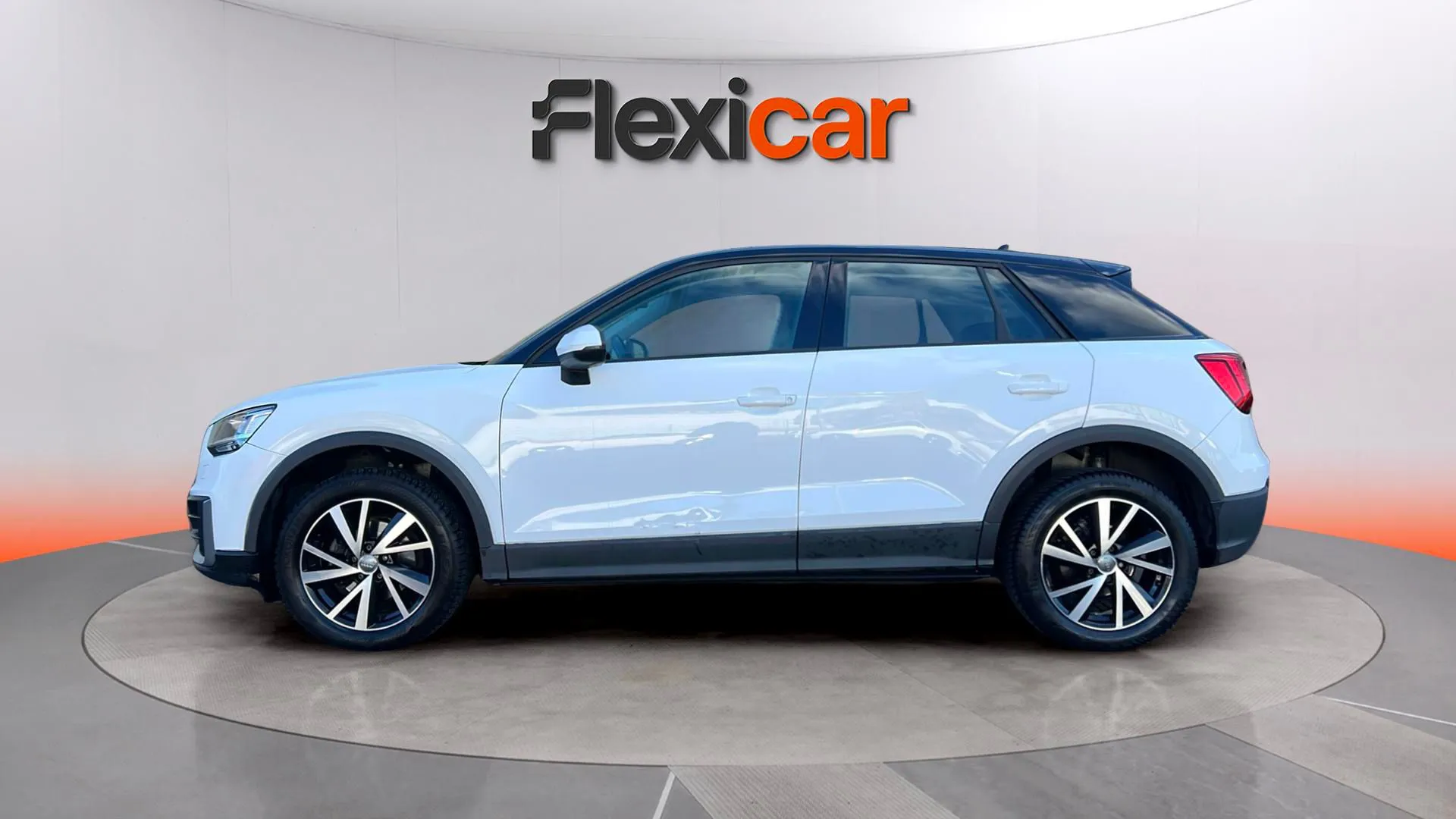 Audi Q2 Advanced 30 TDI S tronic - foto 11