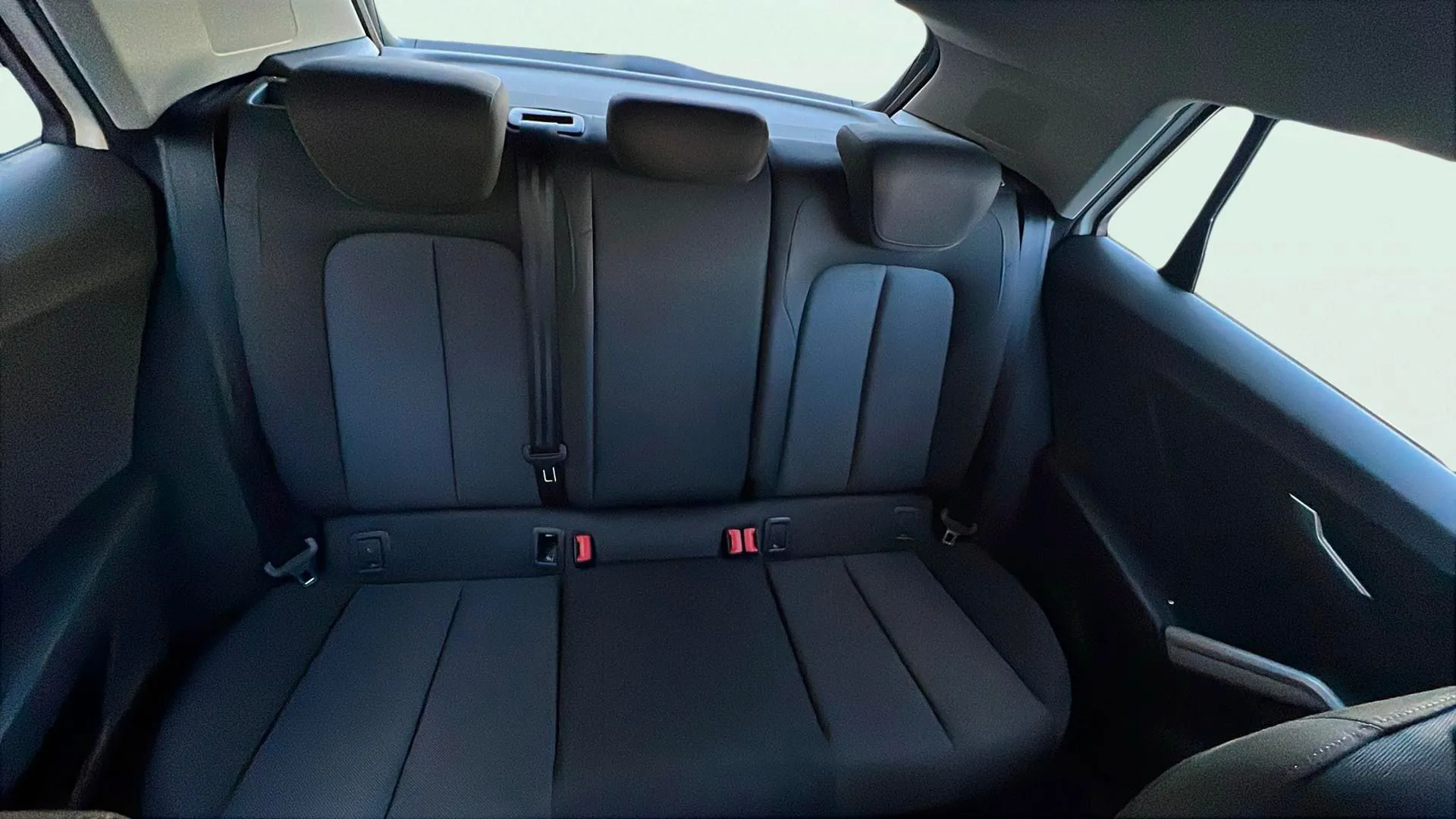 Audi Q2 Advanced 30 TDI S tronic - foto 34